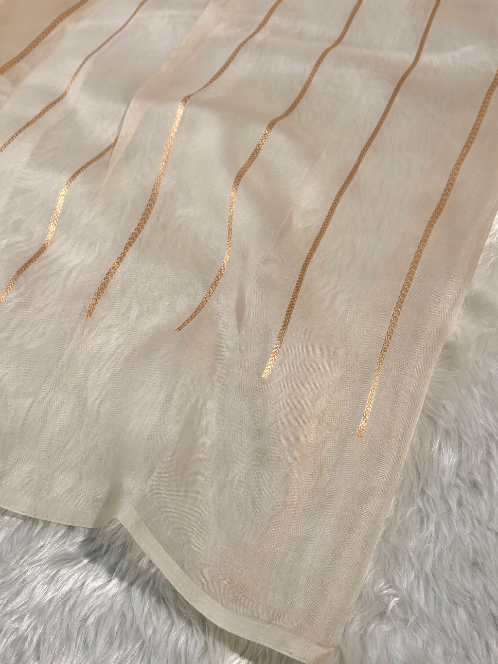 Pure Kora Organza Meena Handloom Banarasi Saree