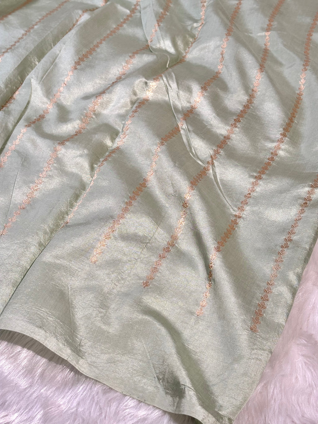 Pure Katan Silk Handloom Banarasi Saree