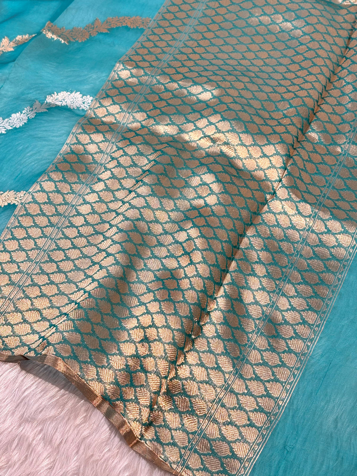 Pure Kora Organza Handloom Banarasi Saree