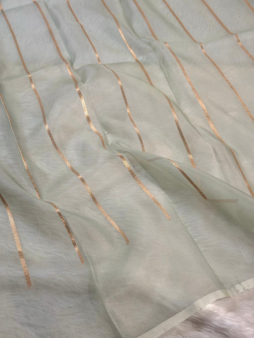 Pure Kora Organza Meena Handloom Banarasi Saree