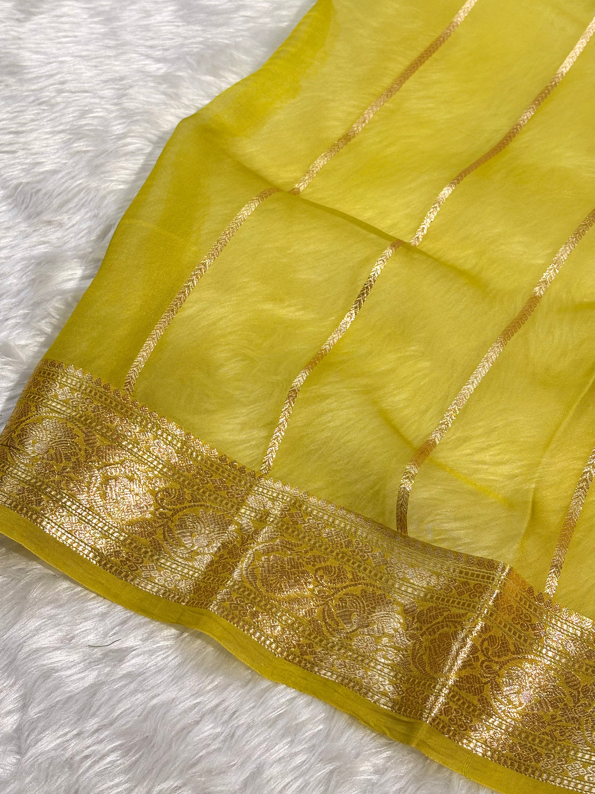 Pure Kora Organza Meena Handloom Banarasi Saree