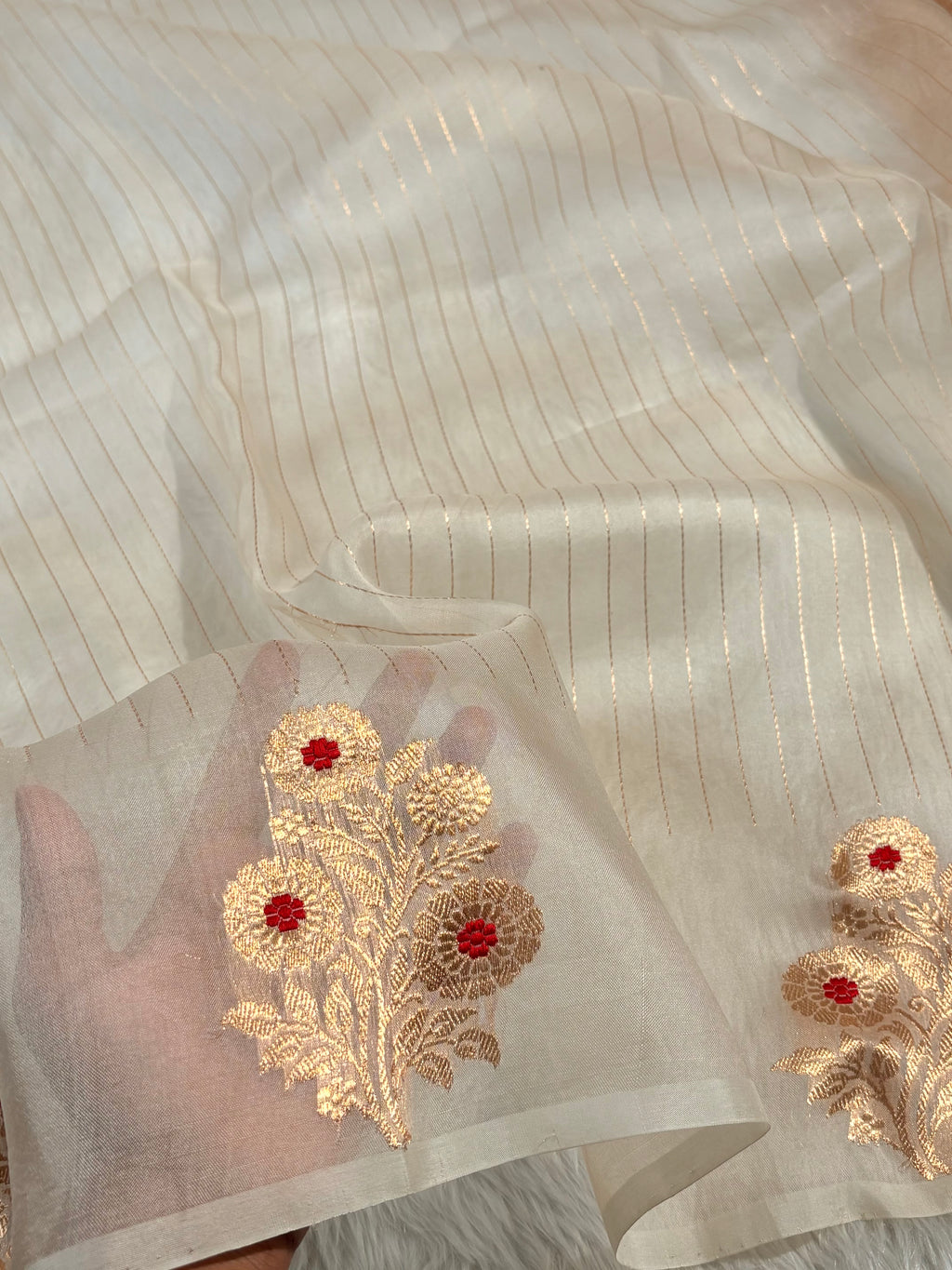 Pure Kora Organza Meena Handloom Banarasi Saree
