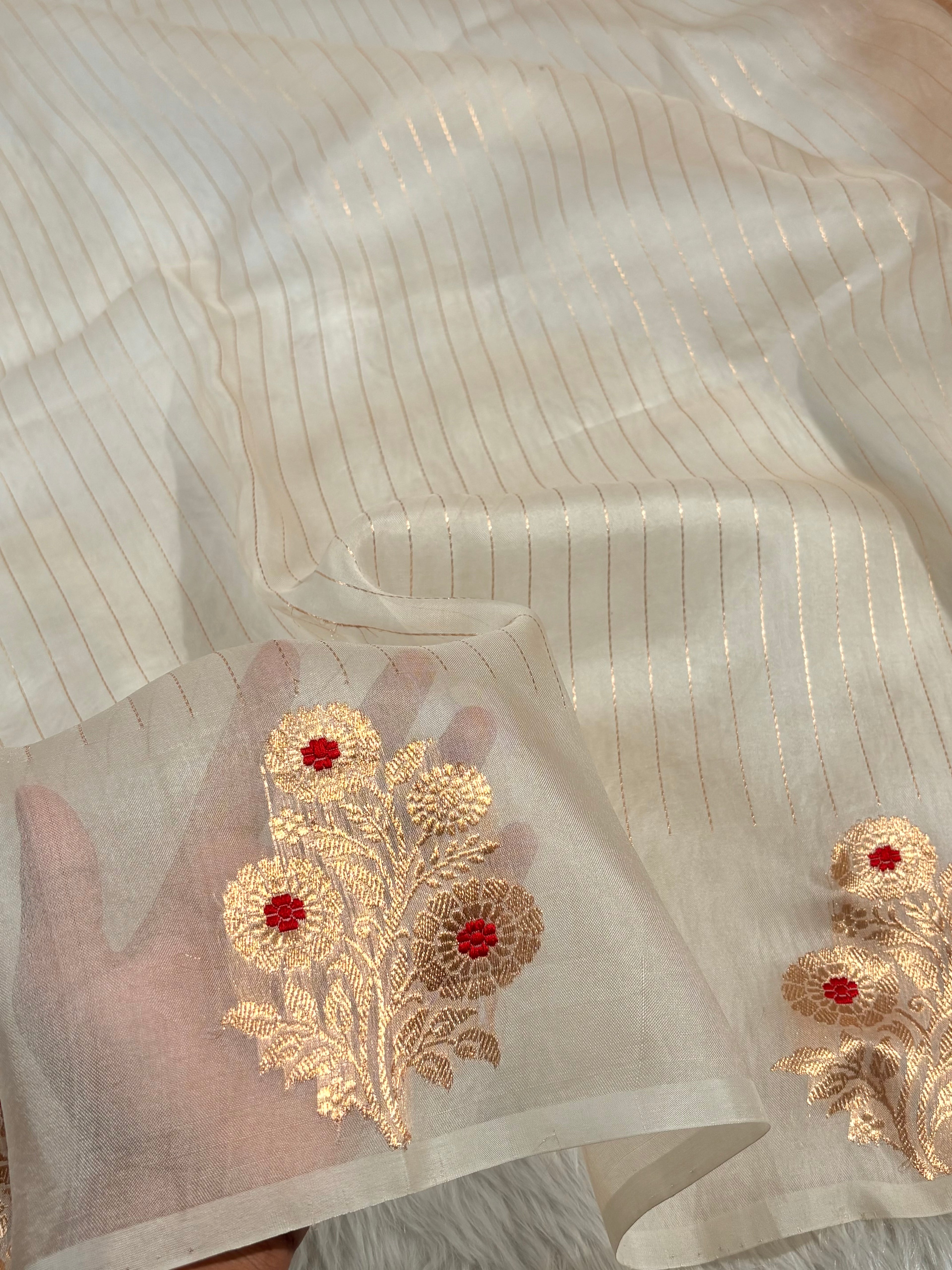 Pure Kora Organza Meena Handloom Banarasi Saree