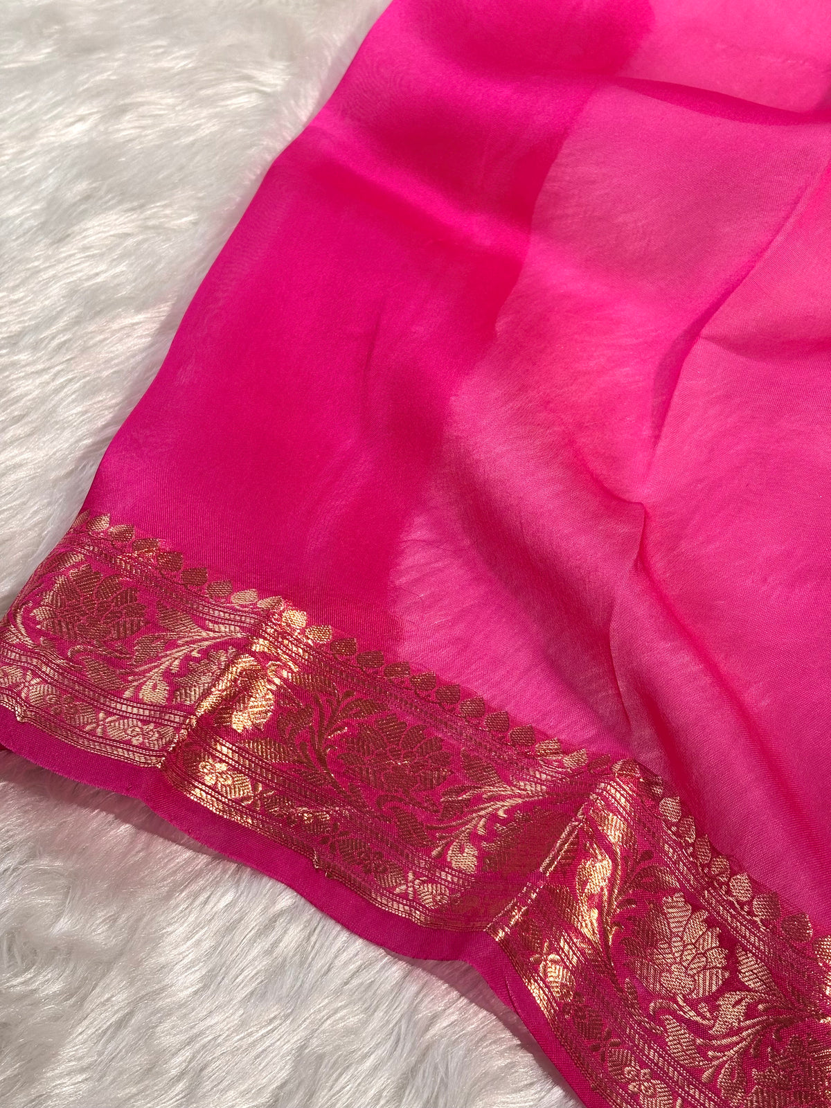 Pure Tissue Handloom Banarasi Saree