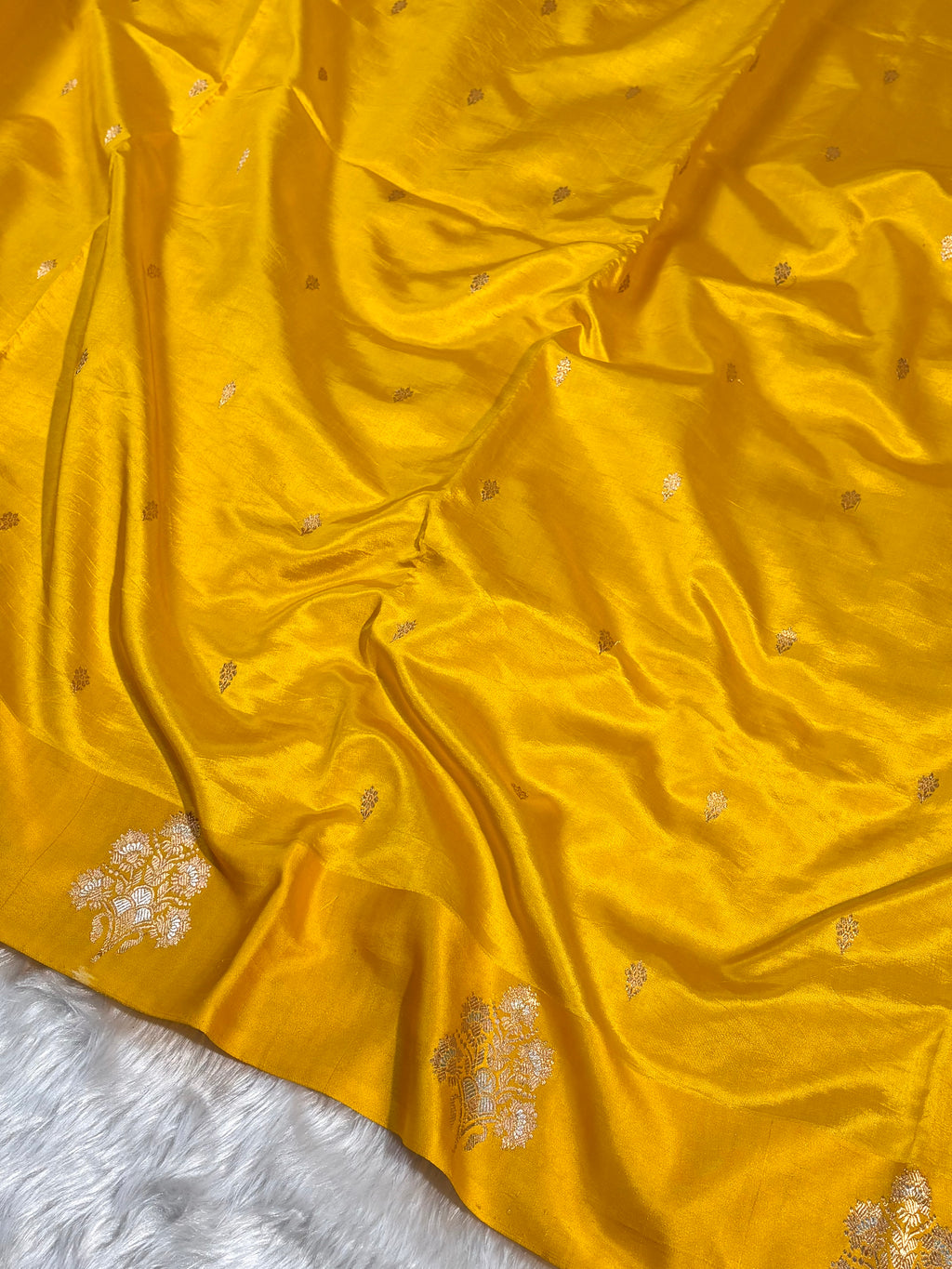 Pure Katan Alfi Handloom Banarasi Saree
