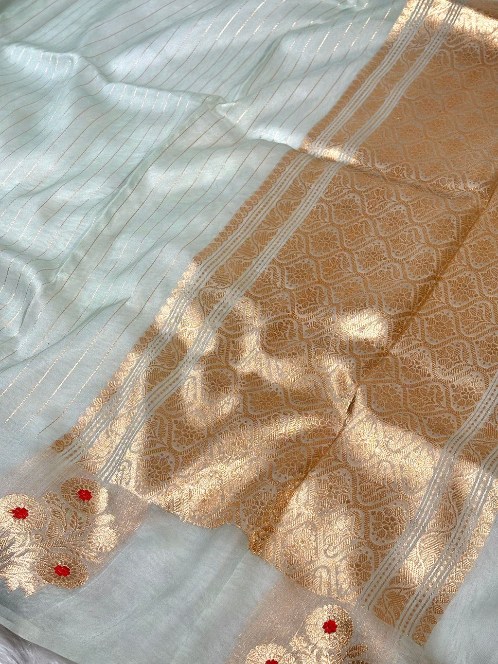 Pure Kora Organza Meena Handloom Banarasi Saree