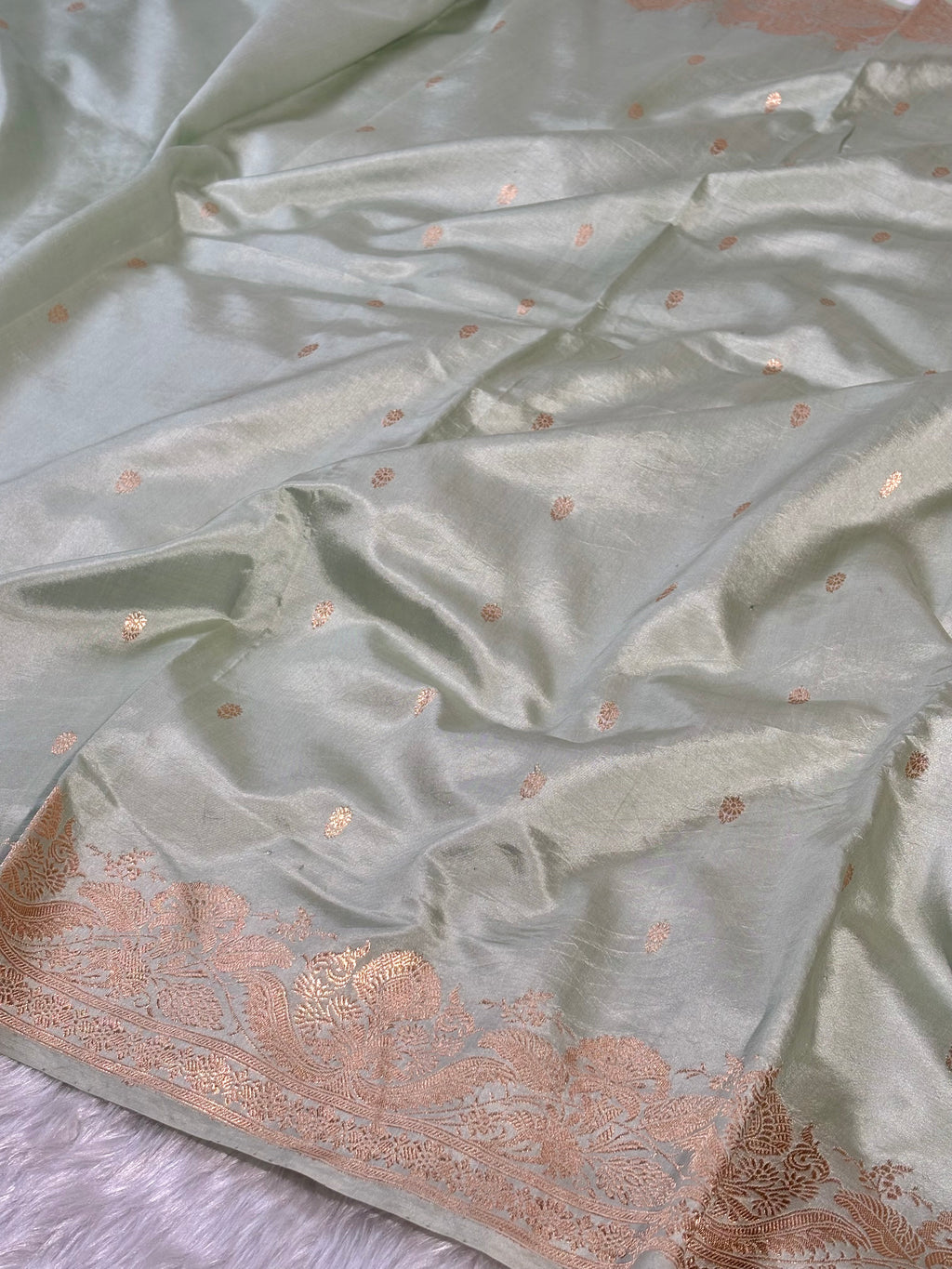 Pure Katan Silk Handloom Banarasi Saree