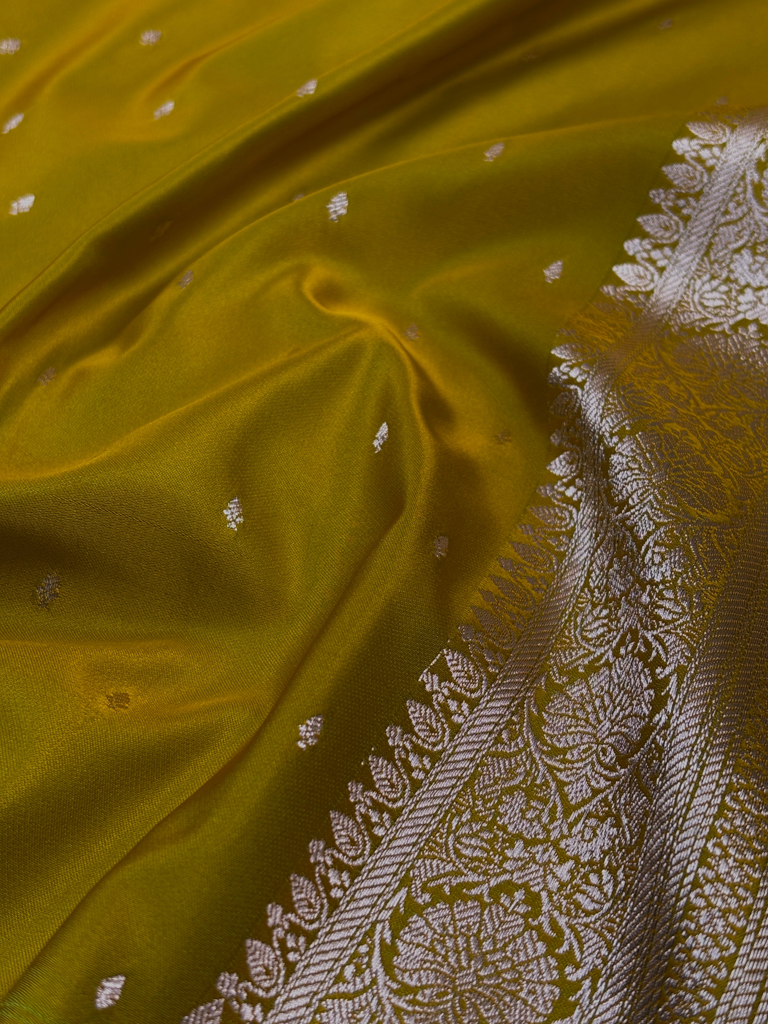 Mashru Katan Banarasi Saree
