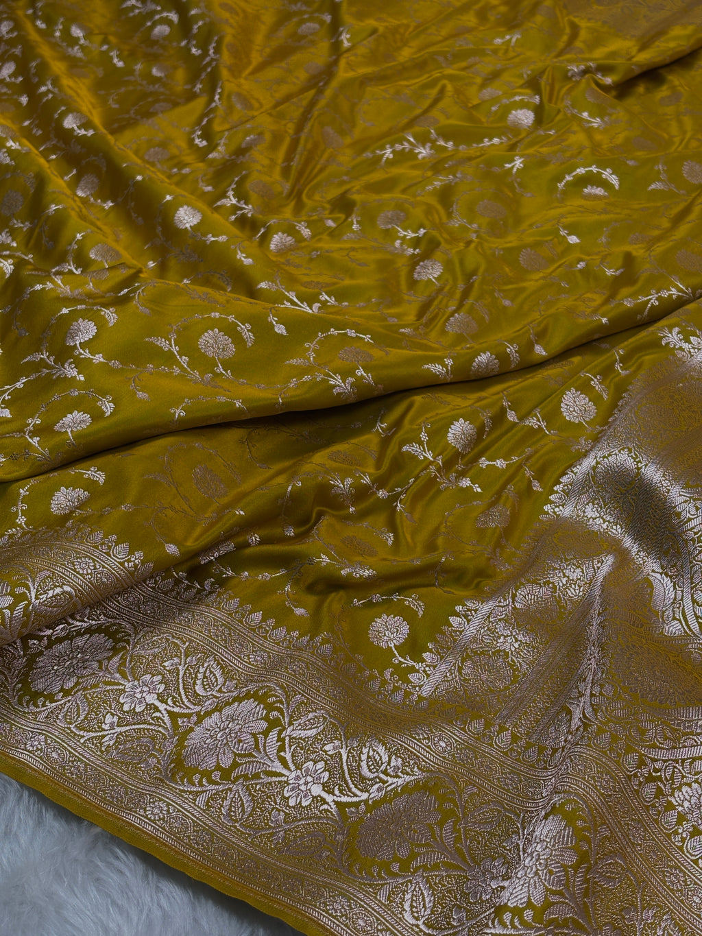 Mashru Katan Banarasi Saree