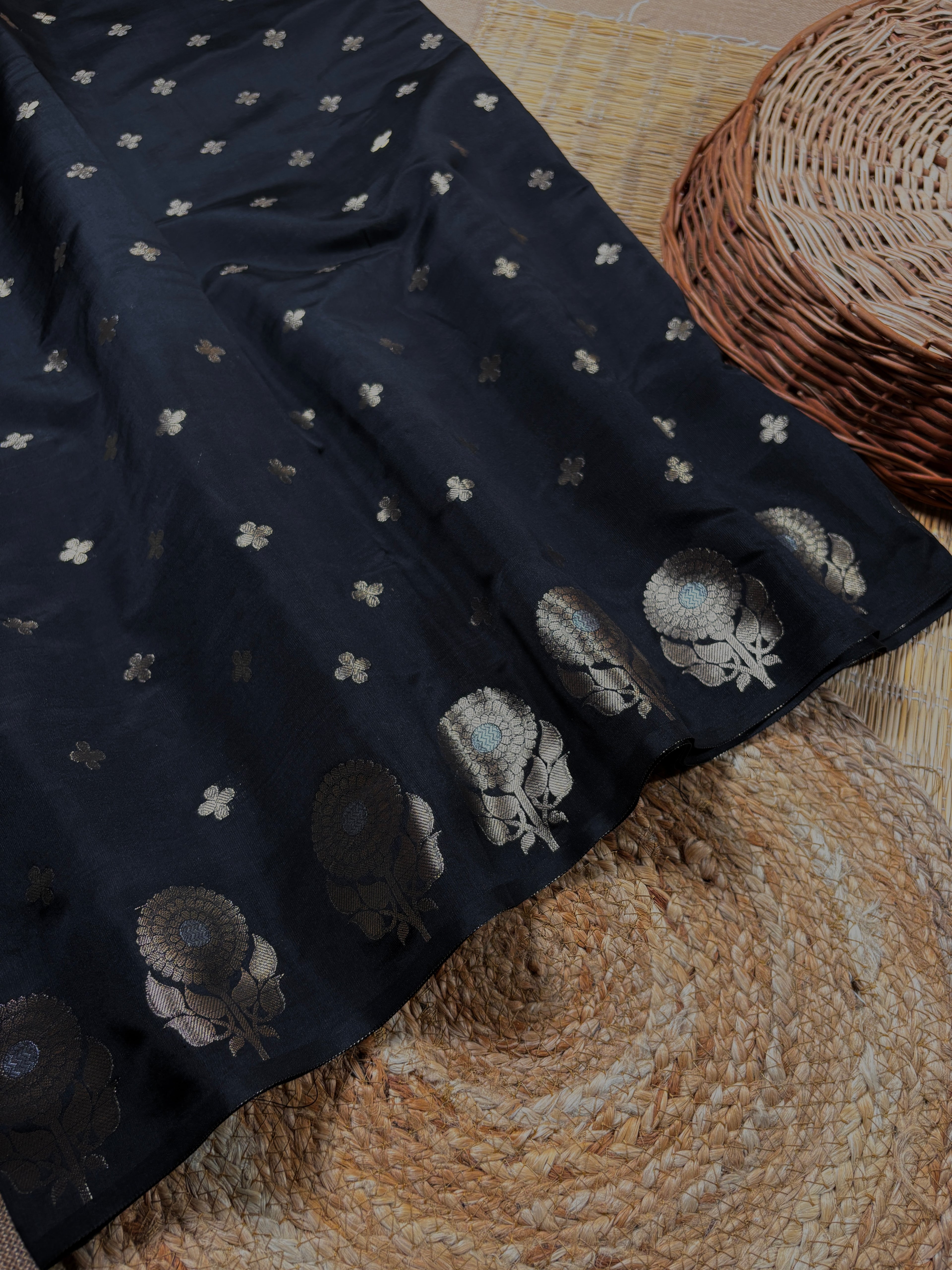 Banarasi Katan Alfi Buta Saree