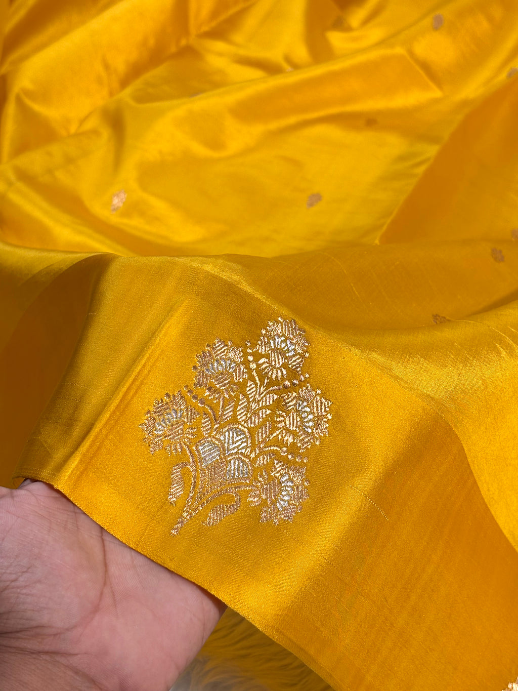 Pure Katan Alfi Handloom Banarasi Saree