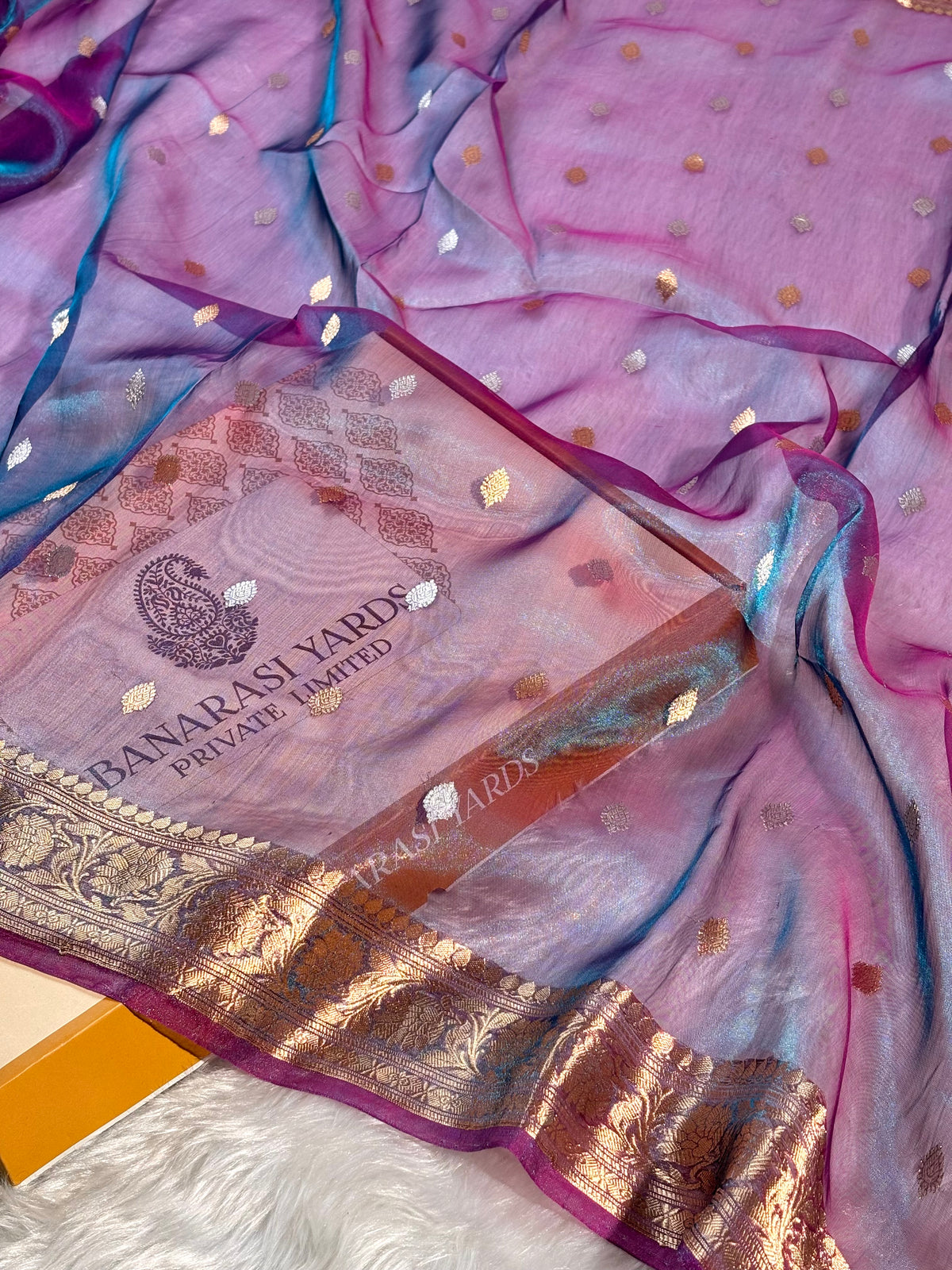 Pure Tissue Handloom Banarasi Saree