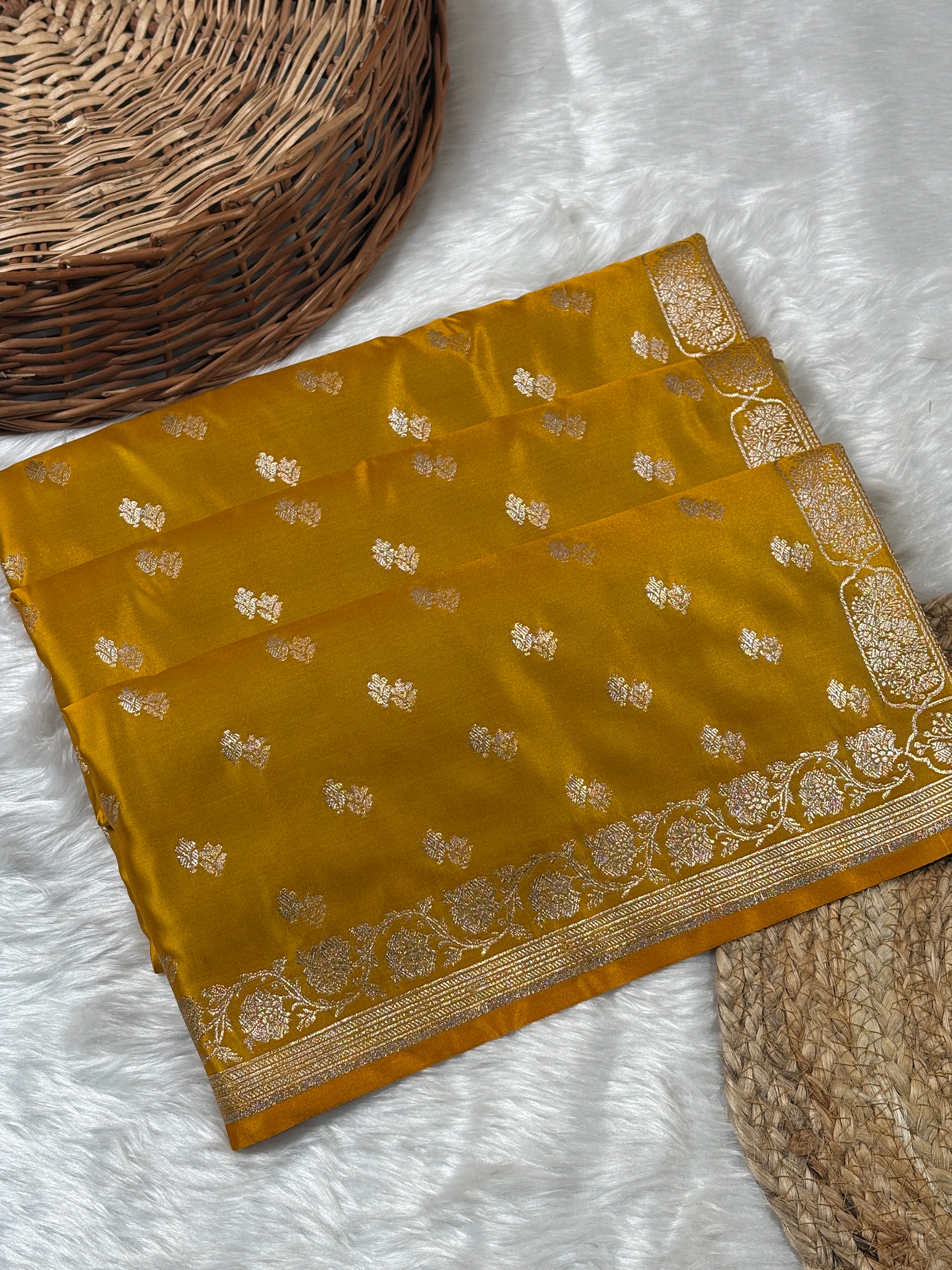 Mashru Katan Banarasi Saree