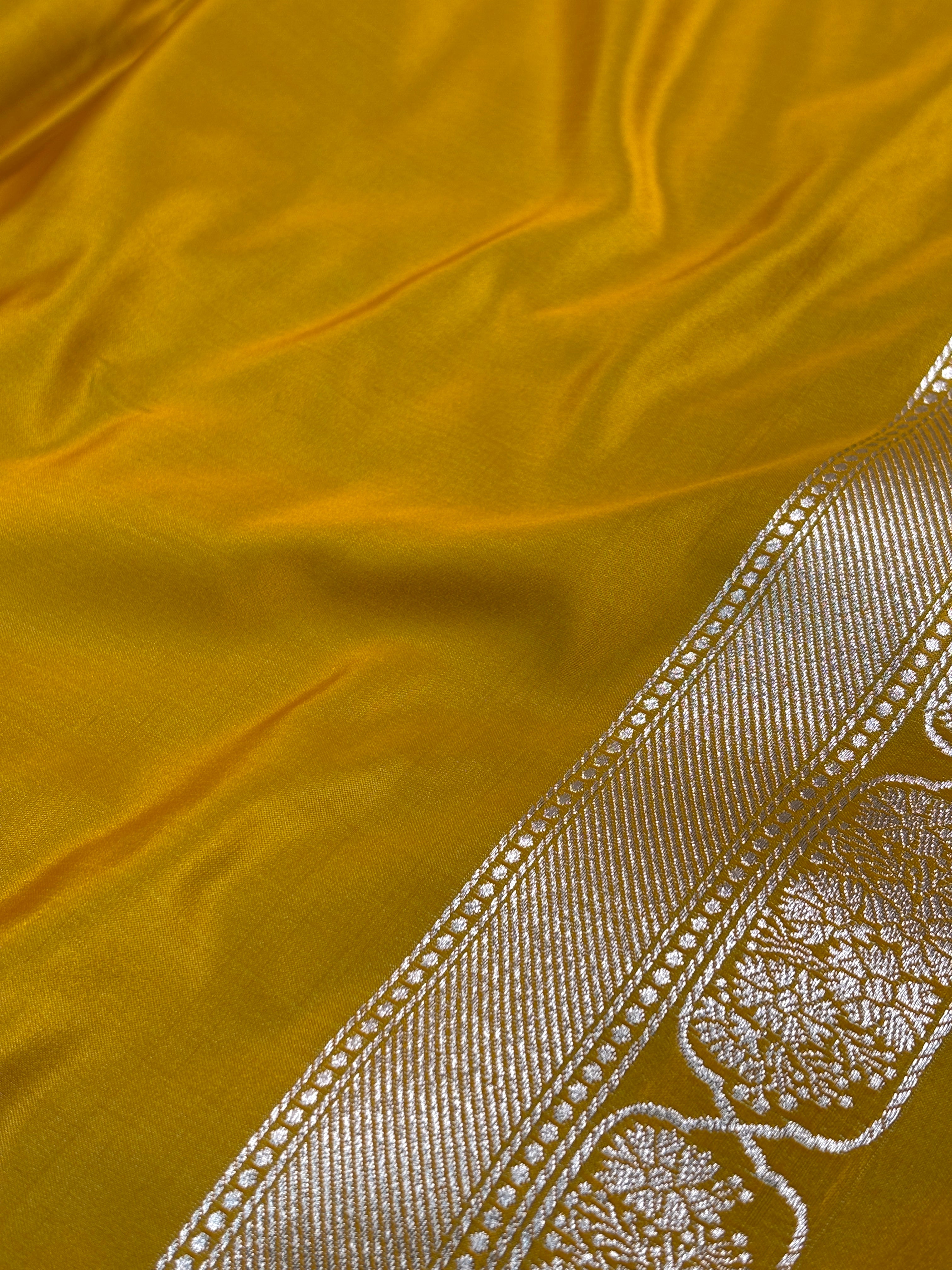 Mashru Katan Banarasi Saree