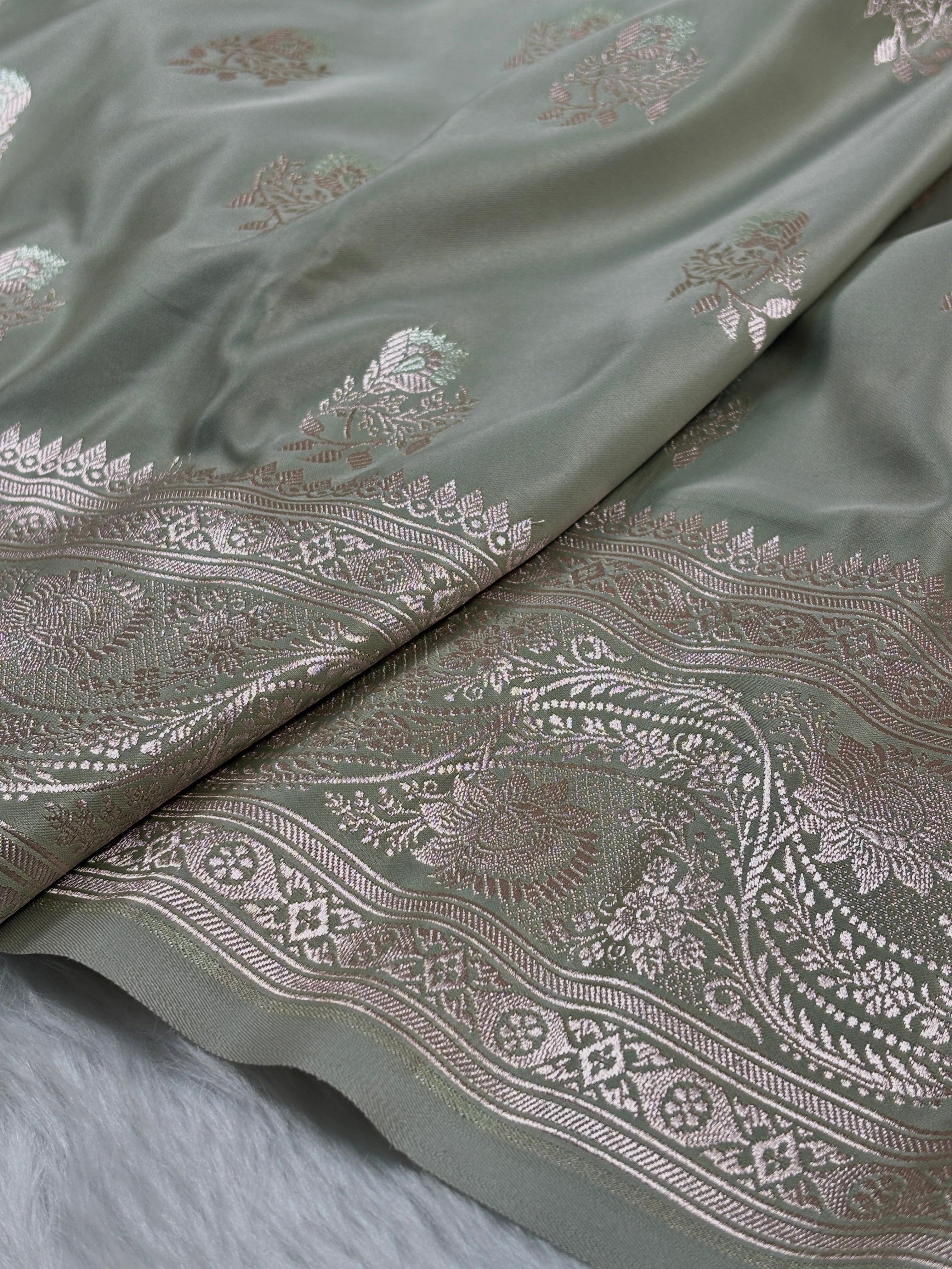 Mashru Katan Banarasi Saree