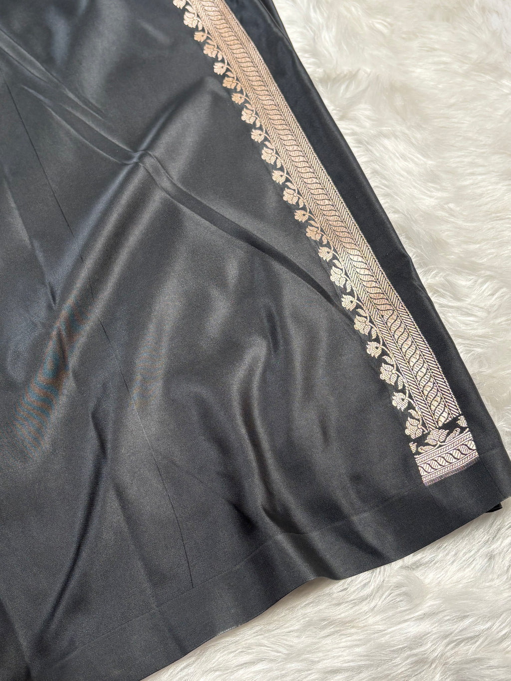Mashru Katan Banarasi Saree