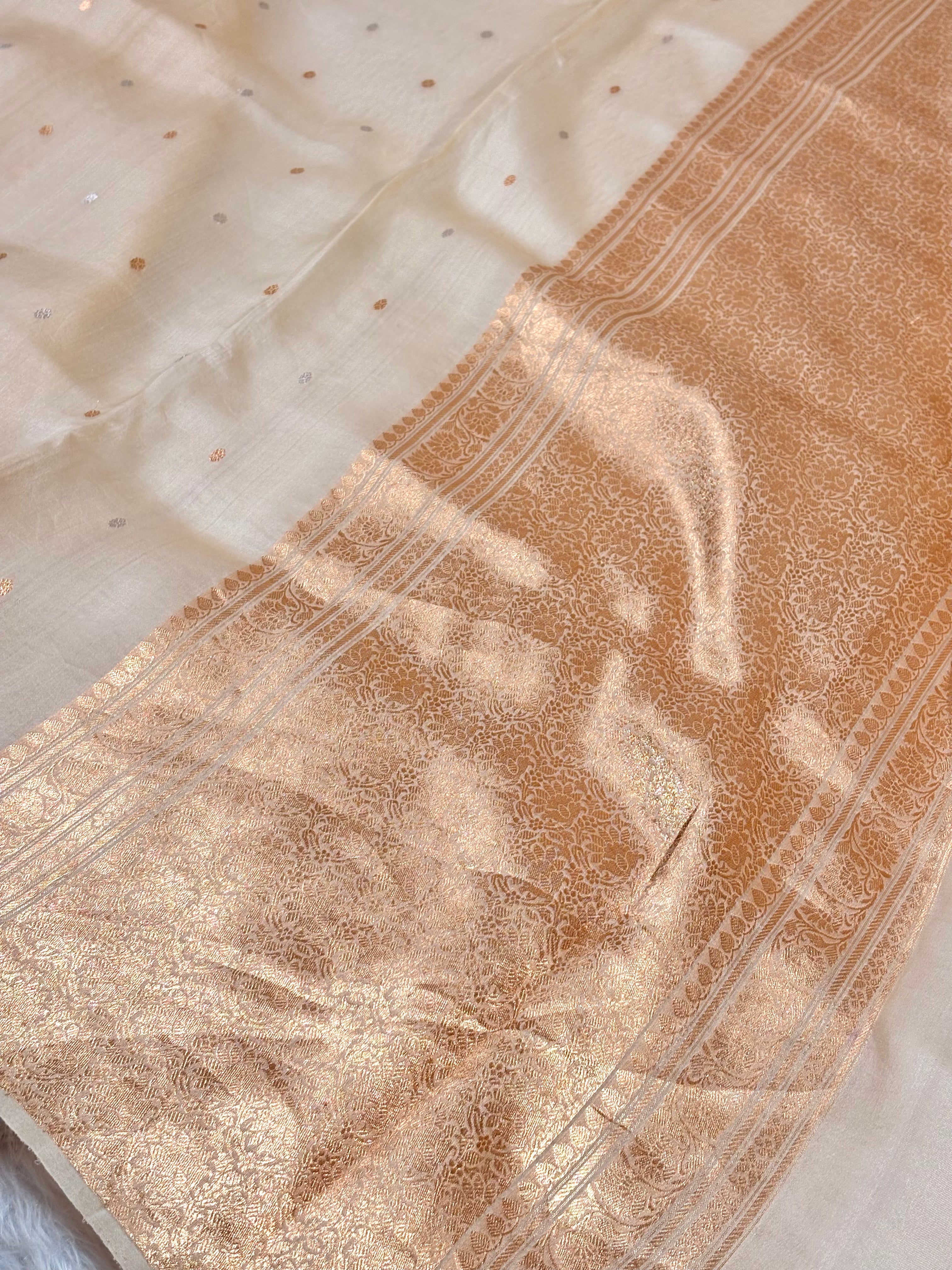 Pure Kora Organza Handloom Banarasi Saree
