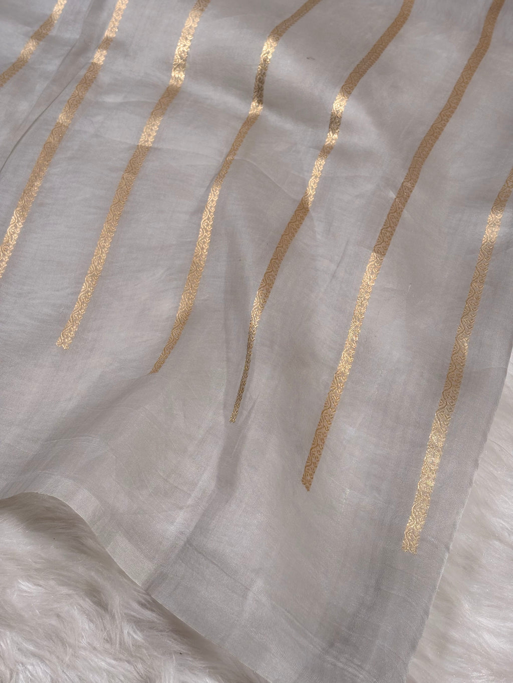 Pure Kora Organza Handloom Banarasi Saree