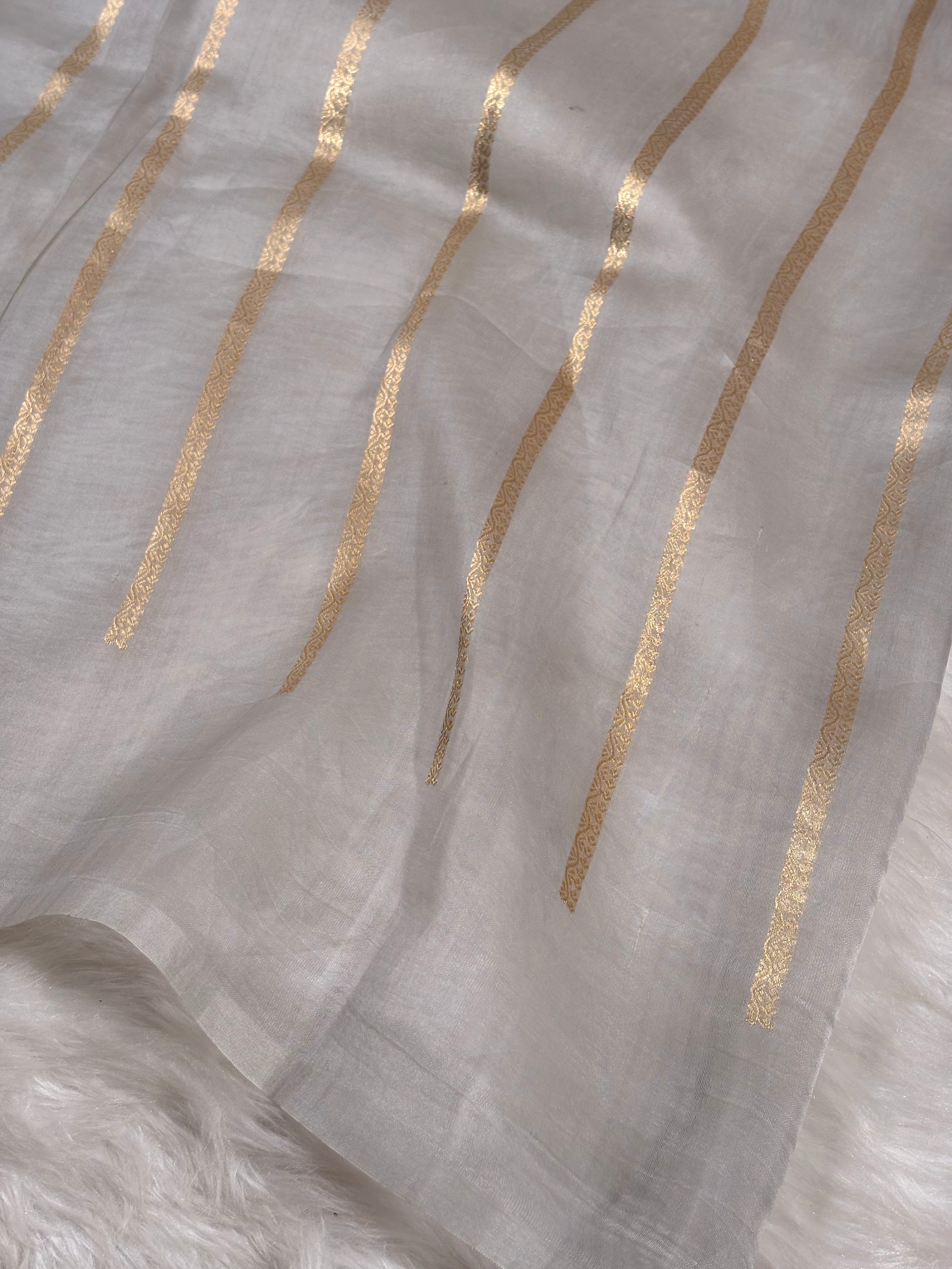 Pure Kora Organza Handloom Banarasi Saree