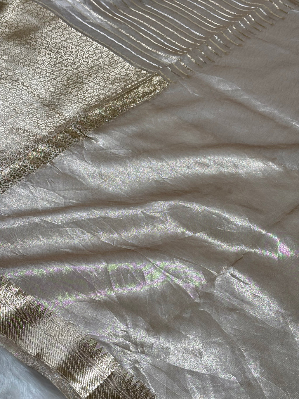 Pure Molten Tishu Banarasi Saree