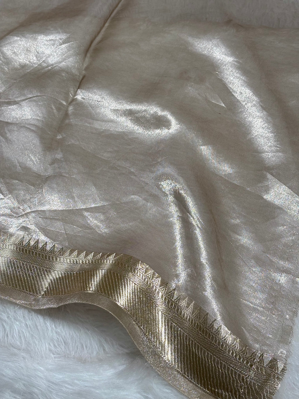 Pure Molten Tishu Banarasi Saree