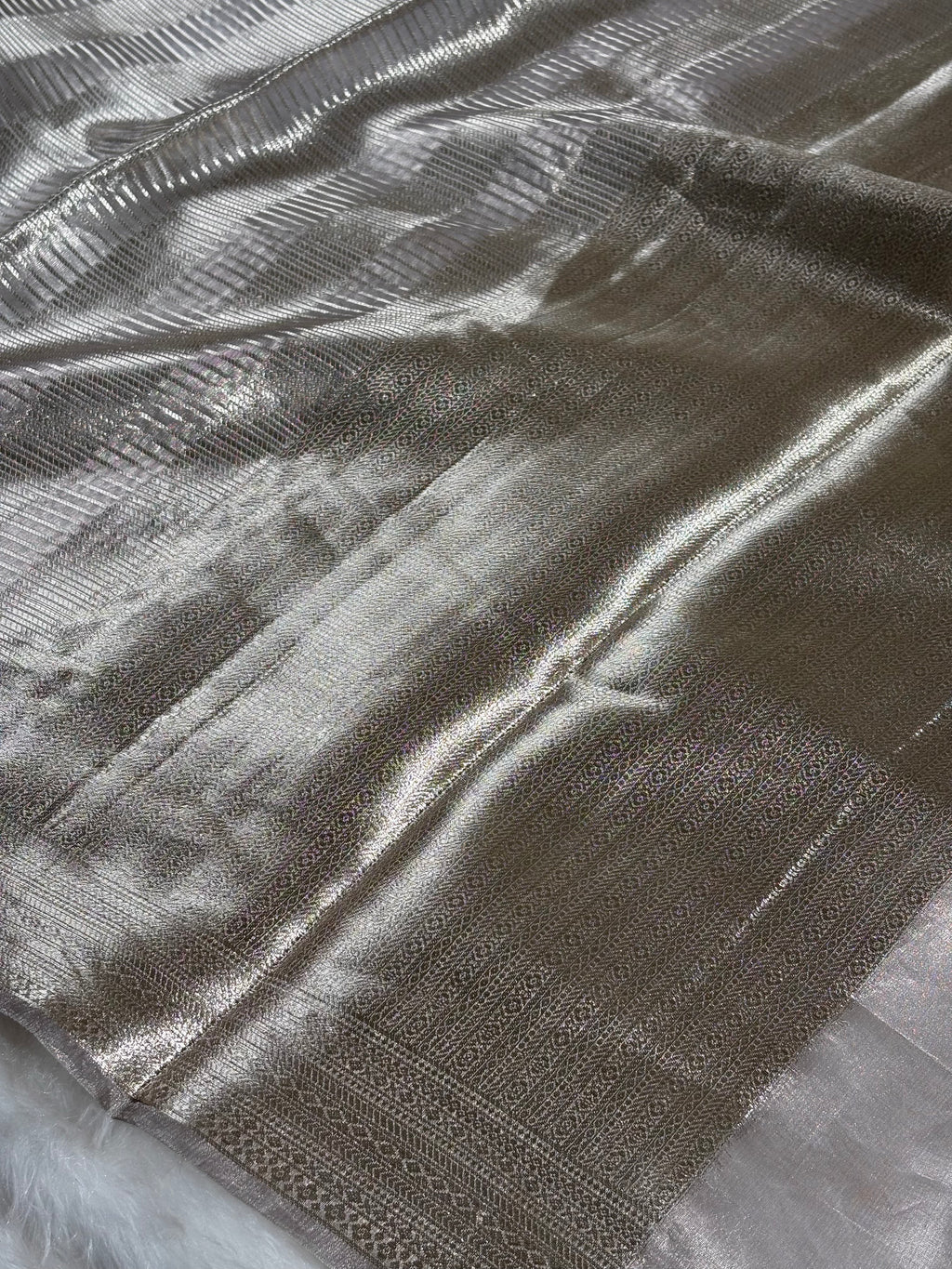 Pure Molten Tishu Banarasi Saree