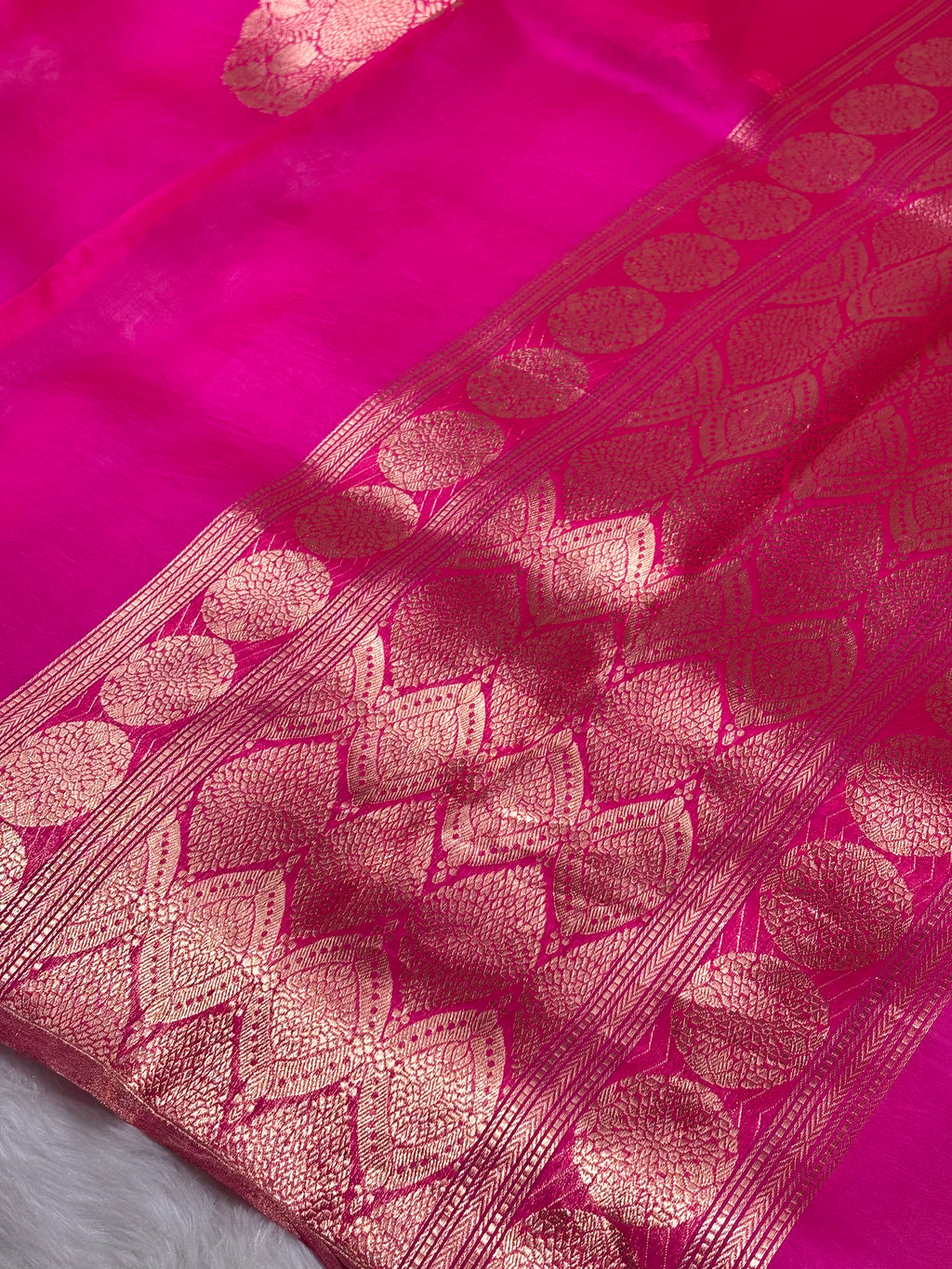 Pure Kora Organza Handloom Banarasi Saree