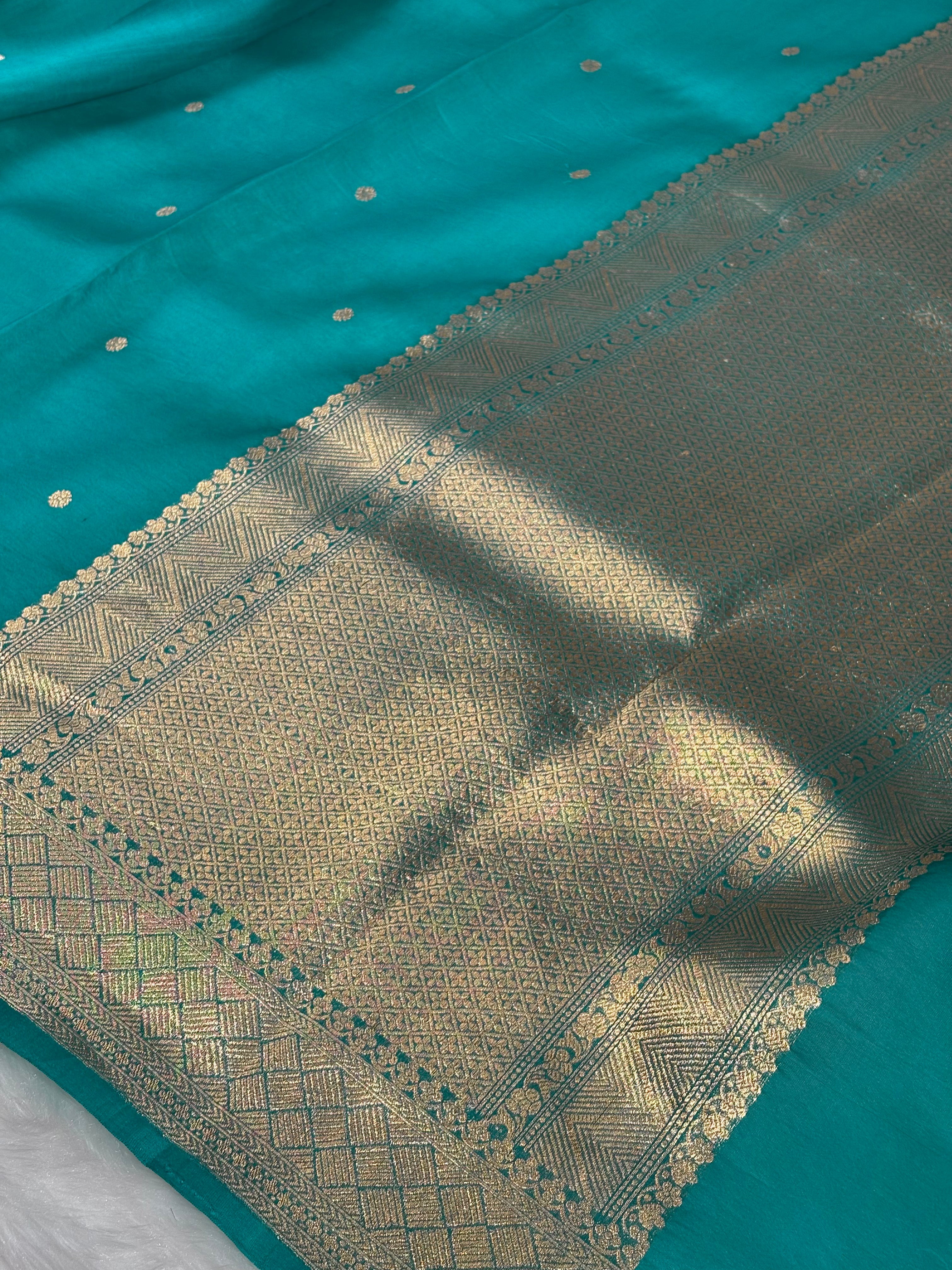 Pure Kora Organza Handloom Banarasi Saree