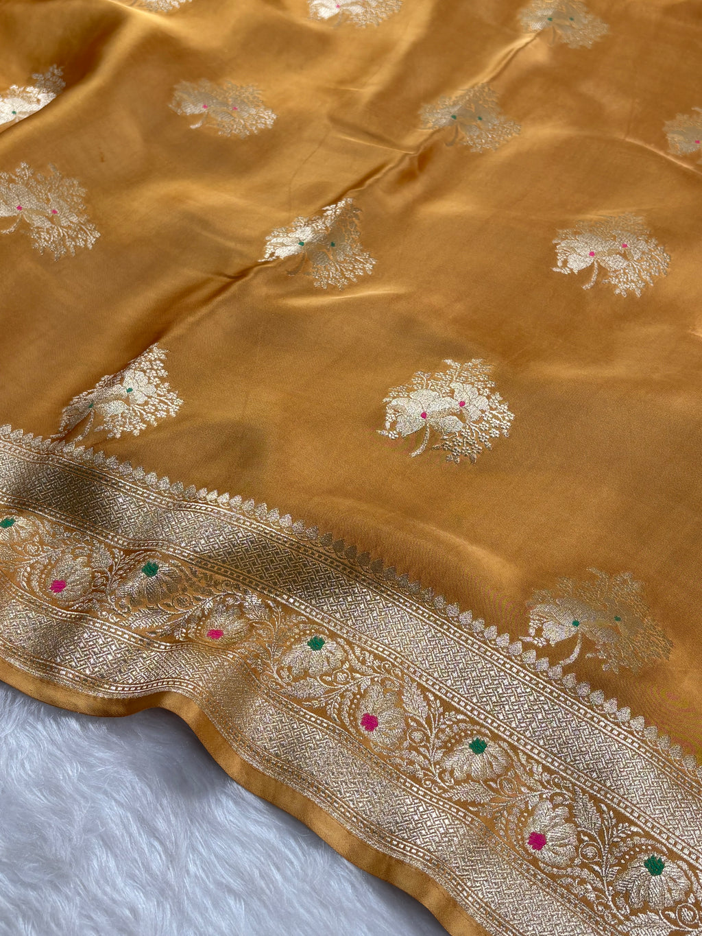 HO Crap Silk Banarasi Saree
