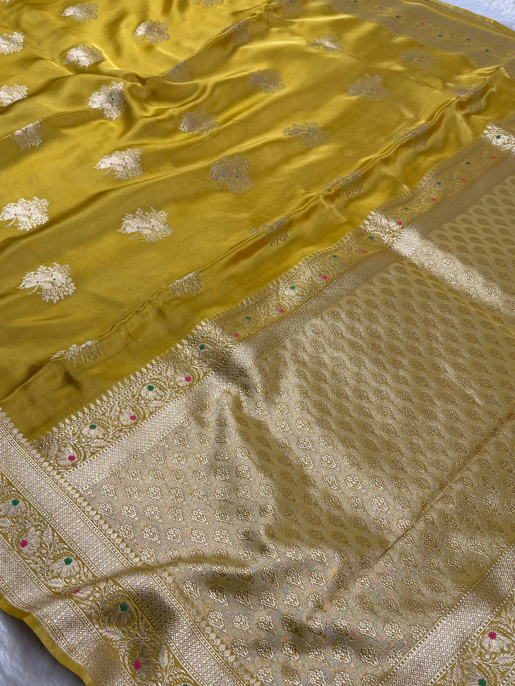 HO Crap Silk Banarasi Saree