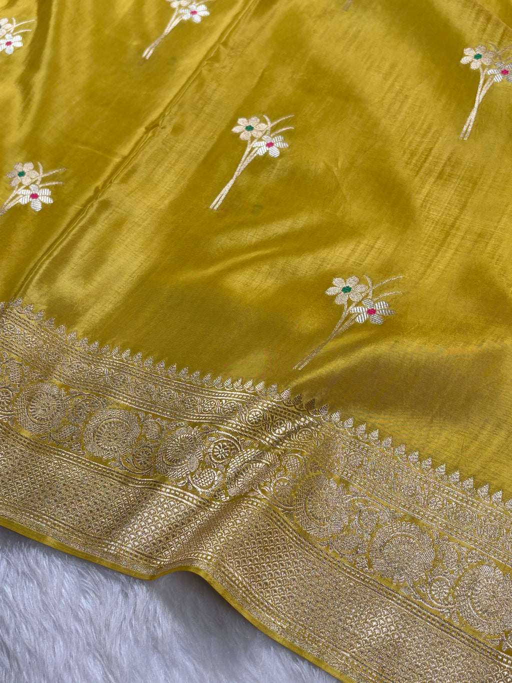 HO Crap Silk Mina Banarasi Saree