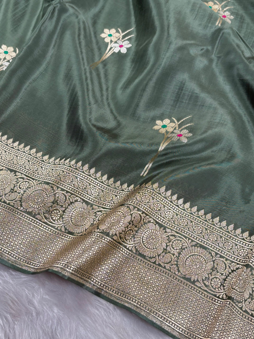 HO Crap Silk mina Banarasi Saree