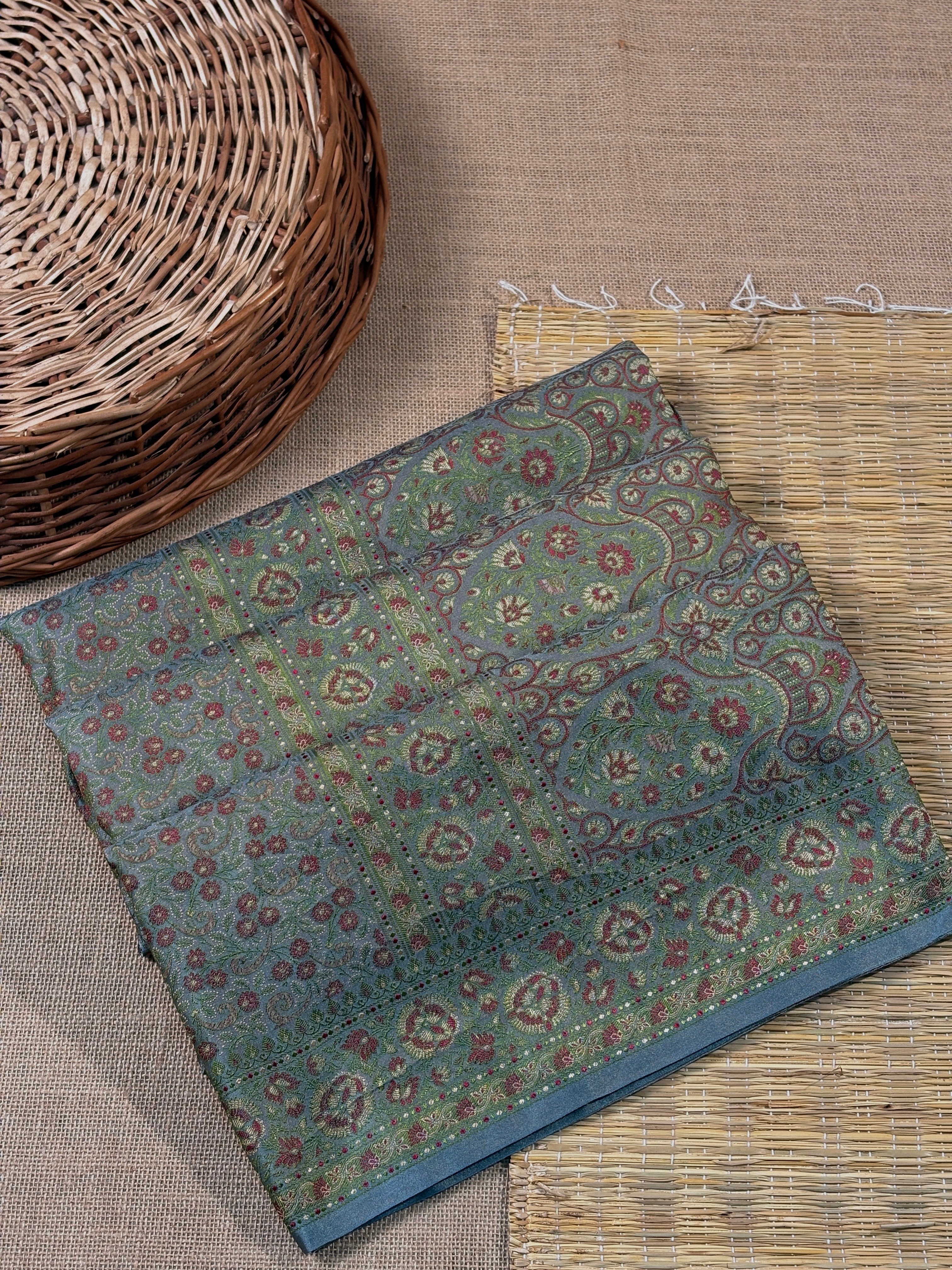 Premium Katan Jamawar Banarasi Saree