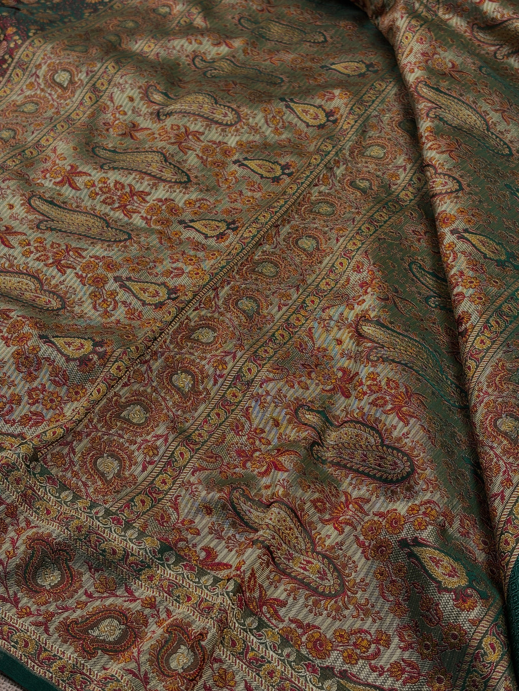 Premium Katan Jamawar Banarasi Saree