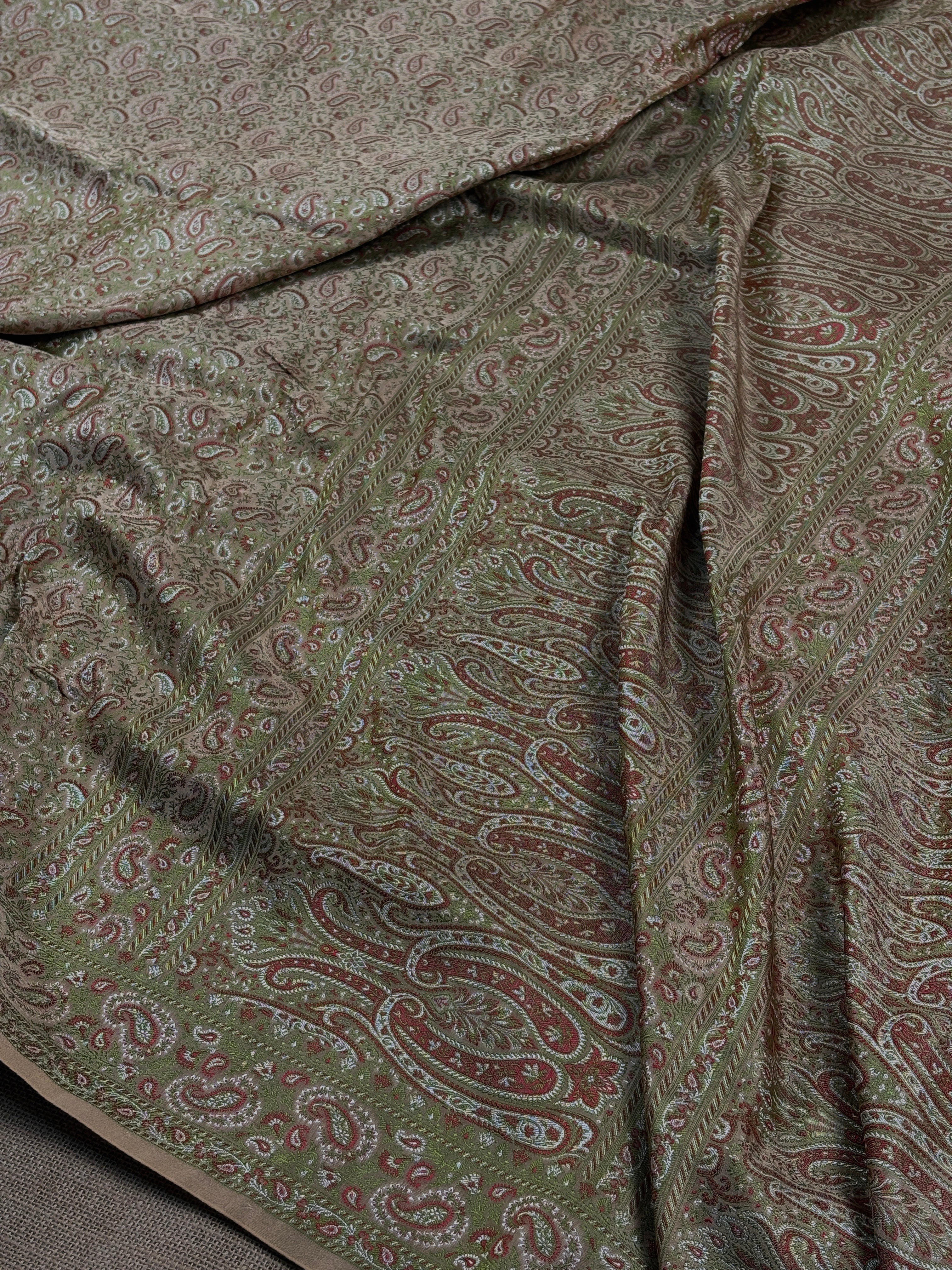 Premium Katan Jamawar Banarasi Saree