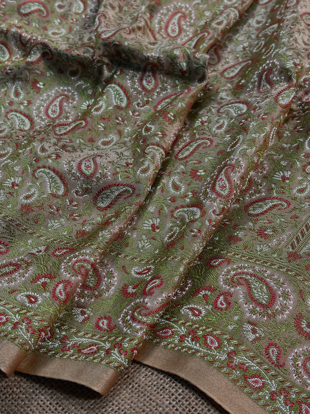Premium Katan Jamawar Banarasi Saree