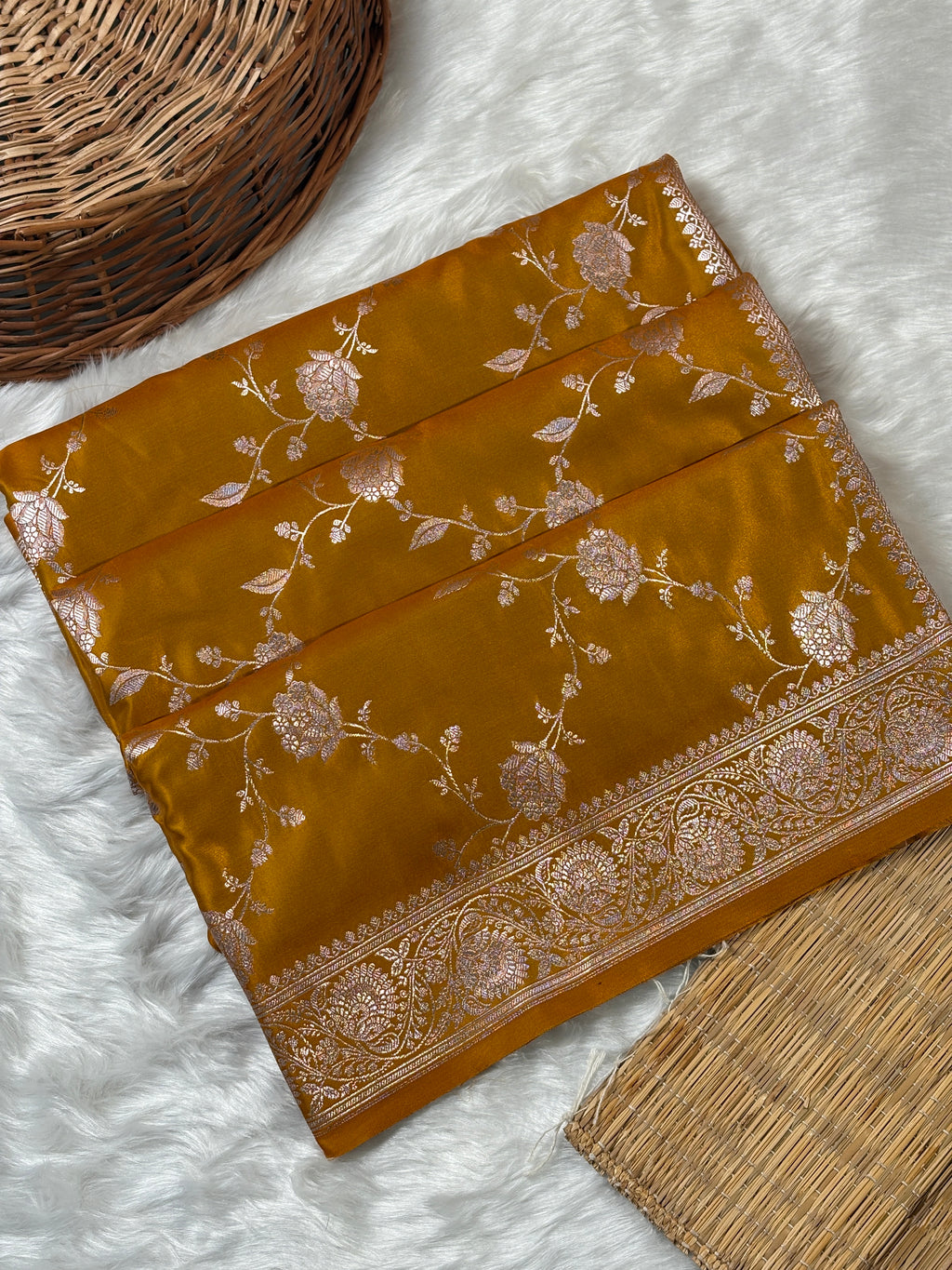 Mashru Katan Banarasi Saree