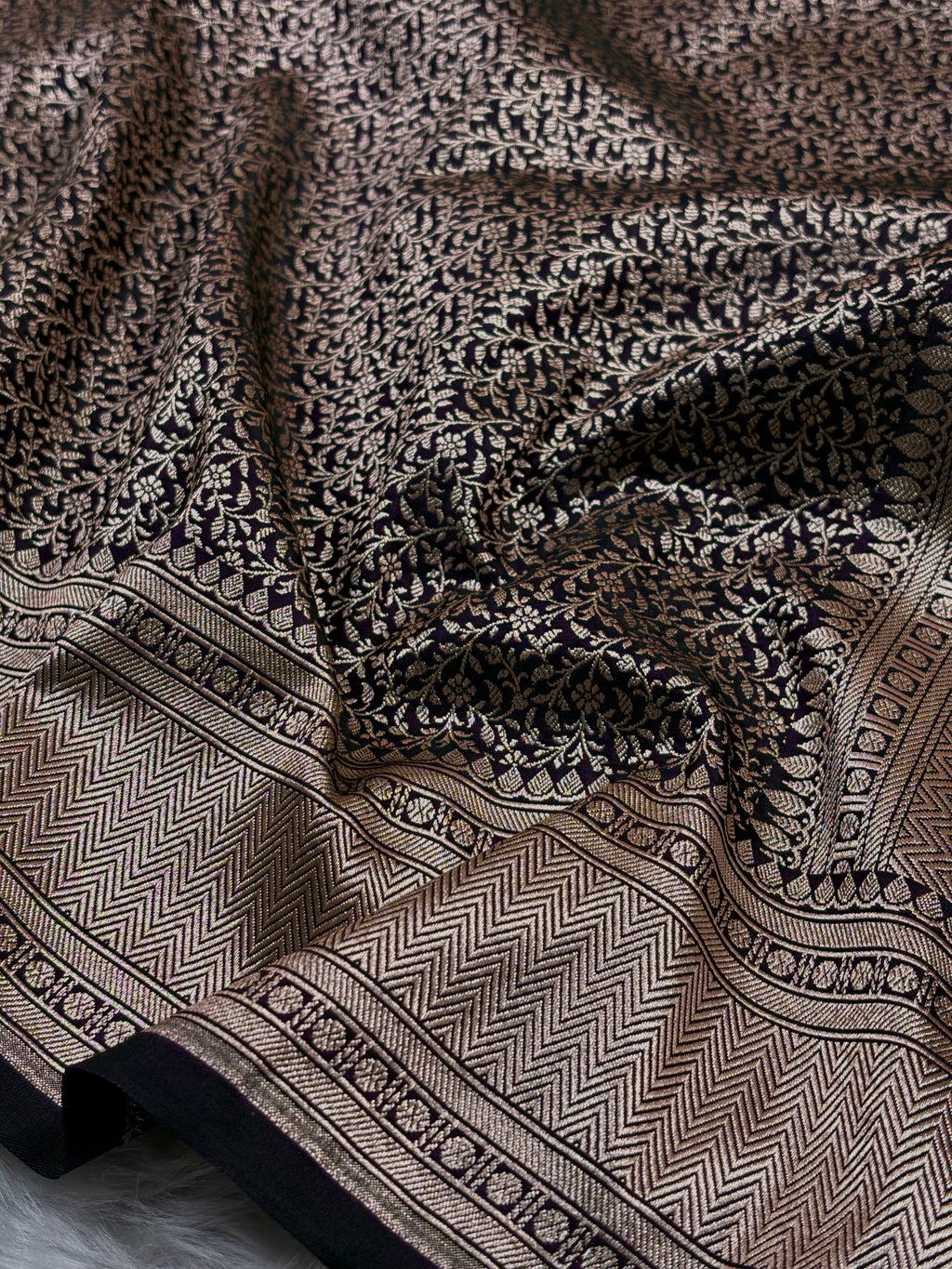 Premium Mashru Katan Tilfi Pallu Banarasi Saree