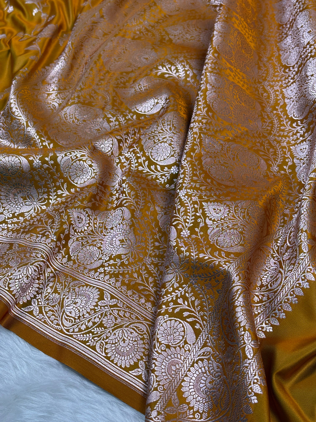 Mashru Katan Banarasi Saree