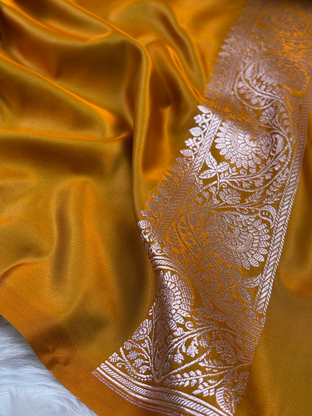 Mashru Katan Banarasi Saree
