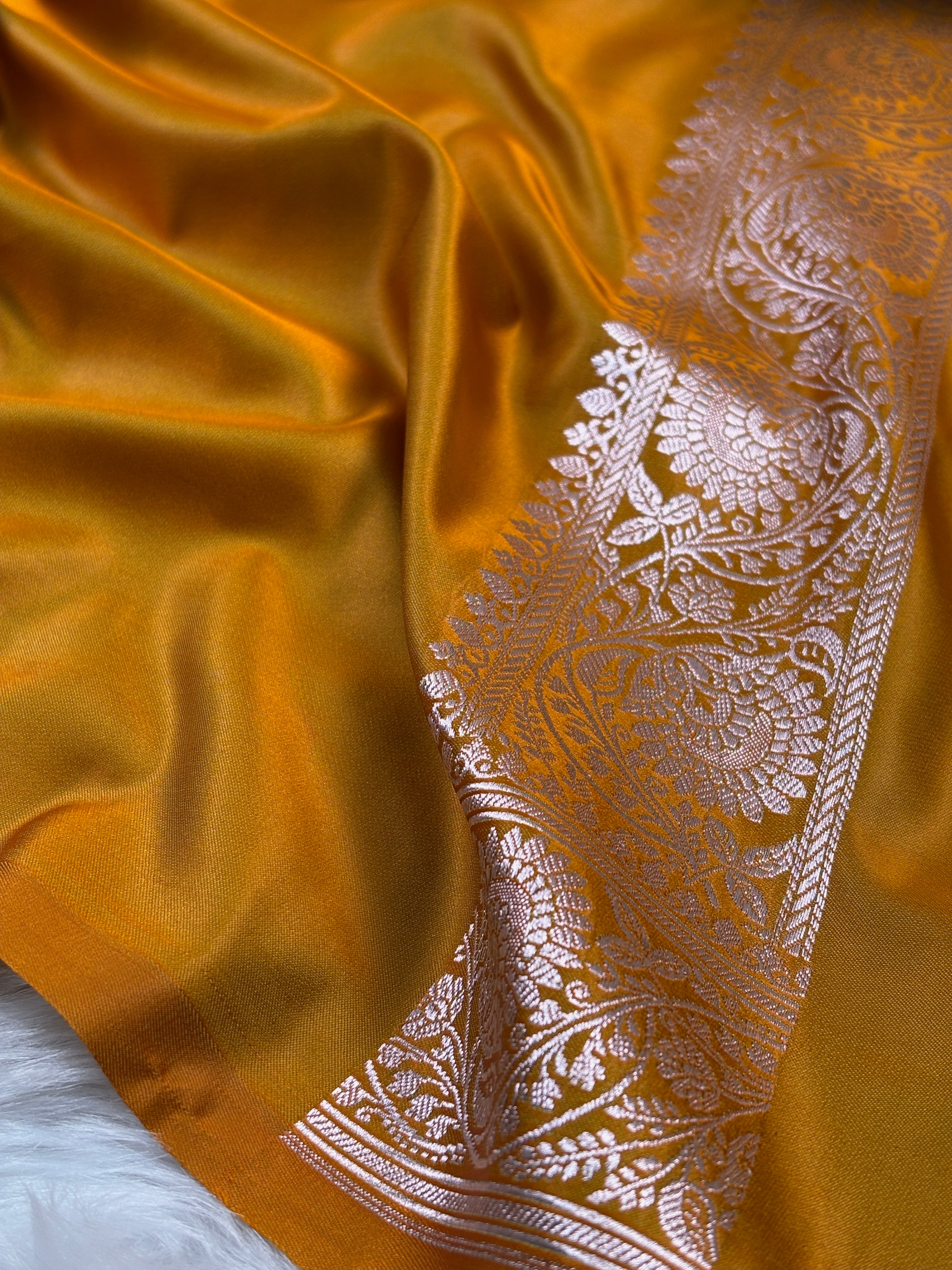 Mashru Katan Banarasi Saree