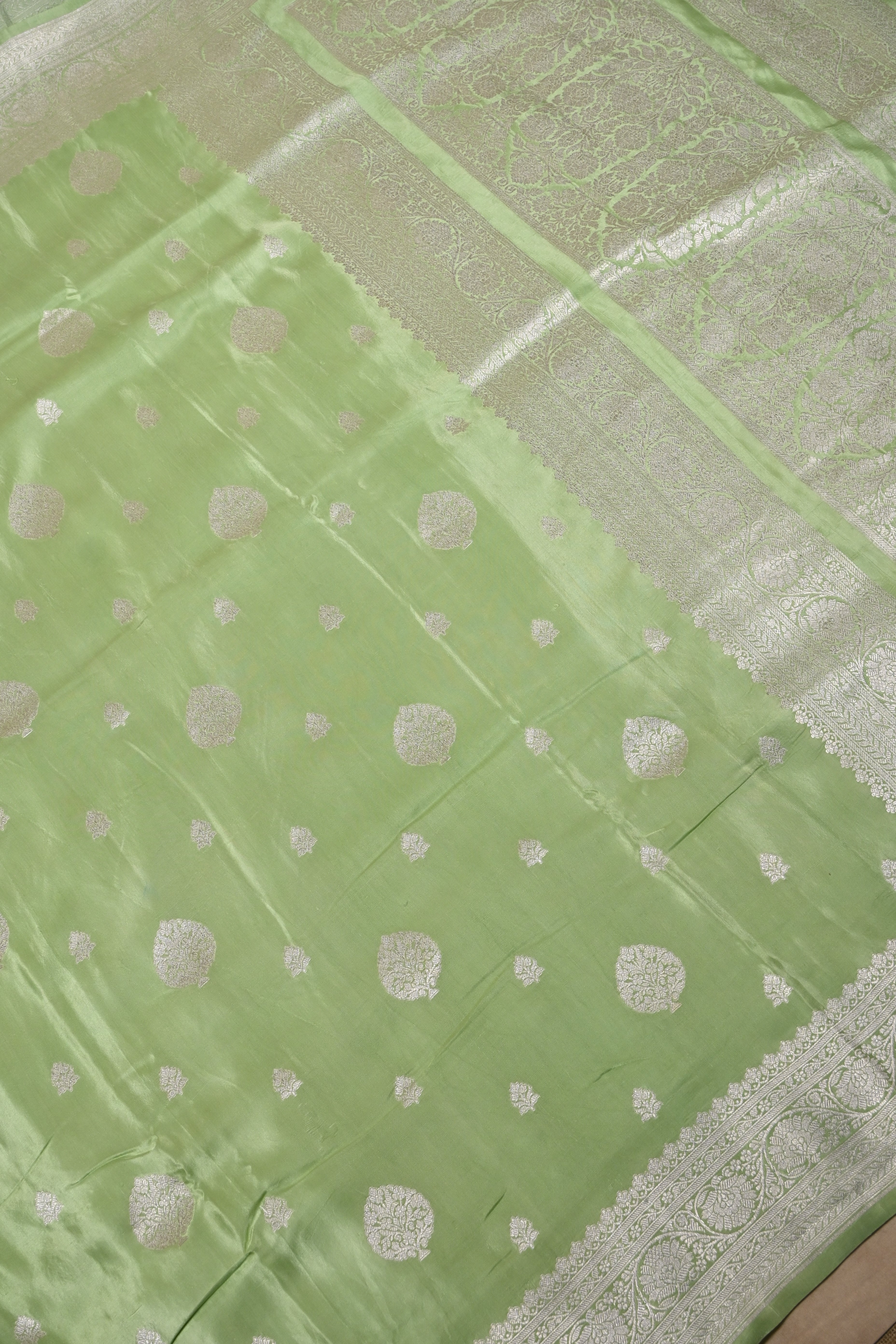 Pista Green Pure Banarasi Satin Mashru Silk Saree