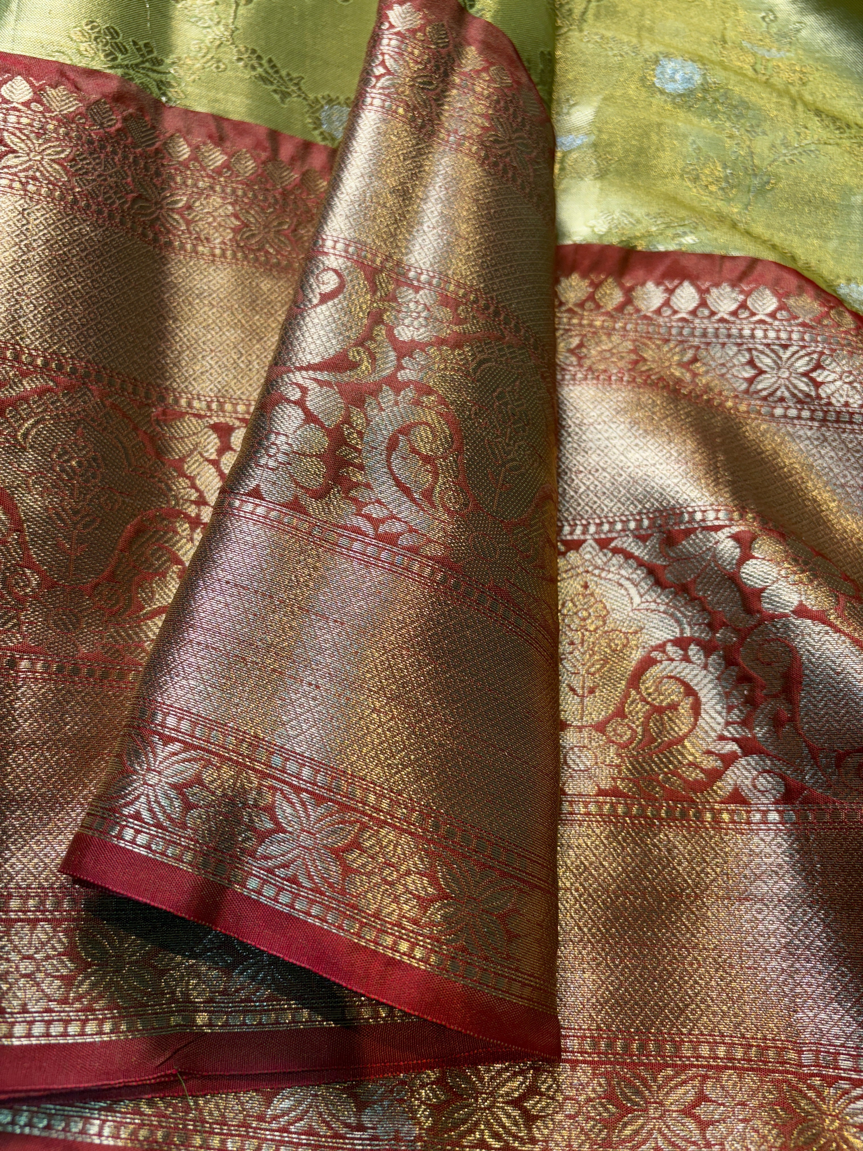 Contrast Banarasi Fancy Katan Tissue Alfi Saree