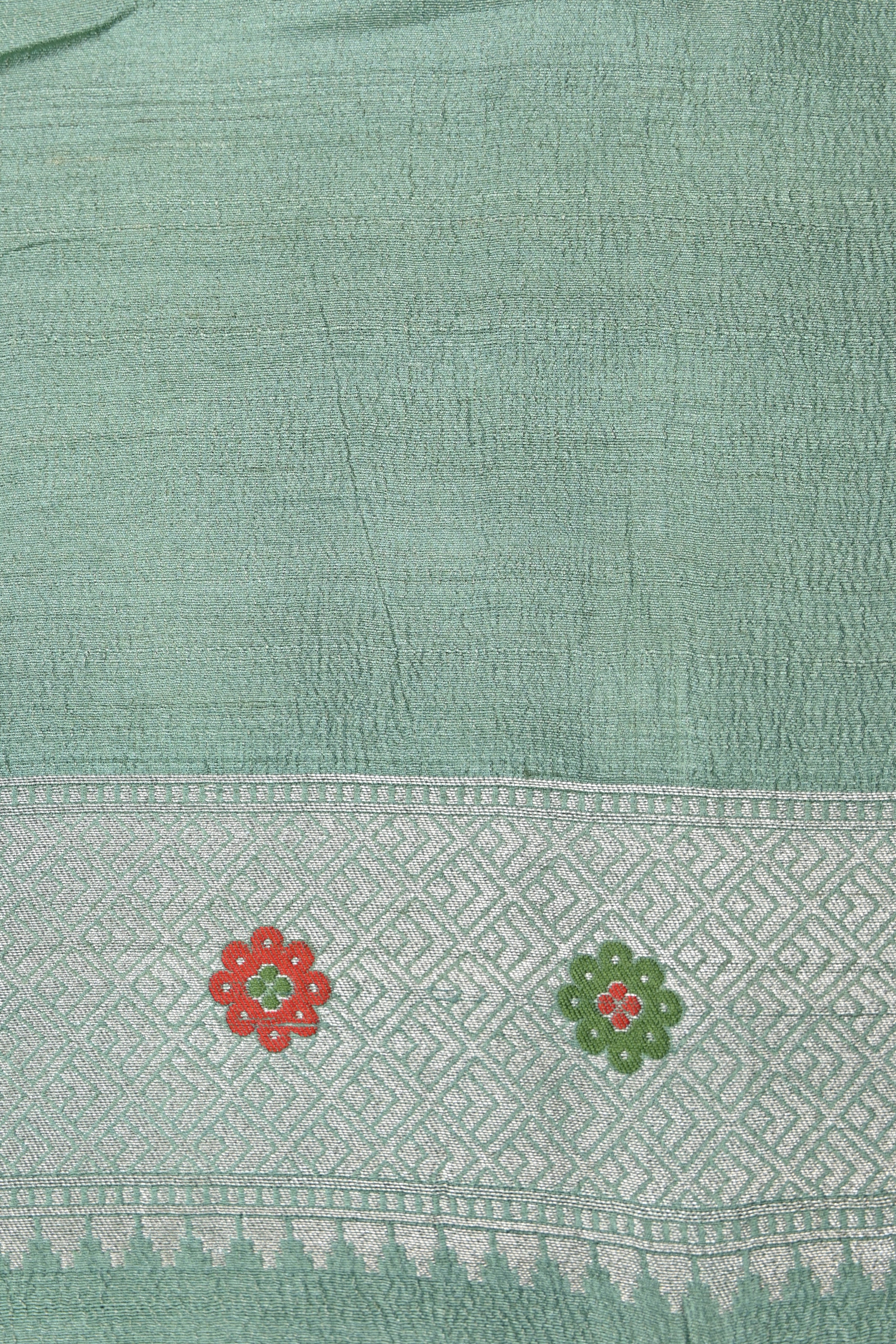 Green Pure Banarasi Tussar Georgette Tissue Silk Saree