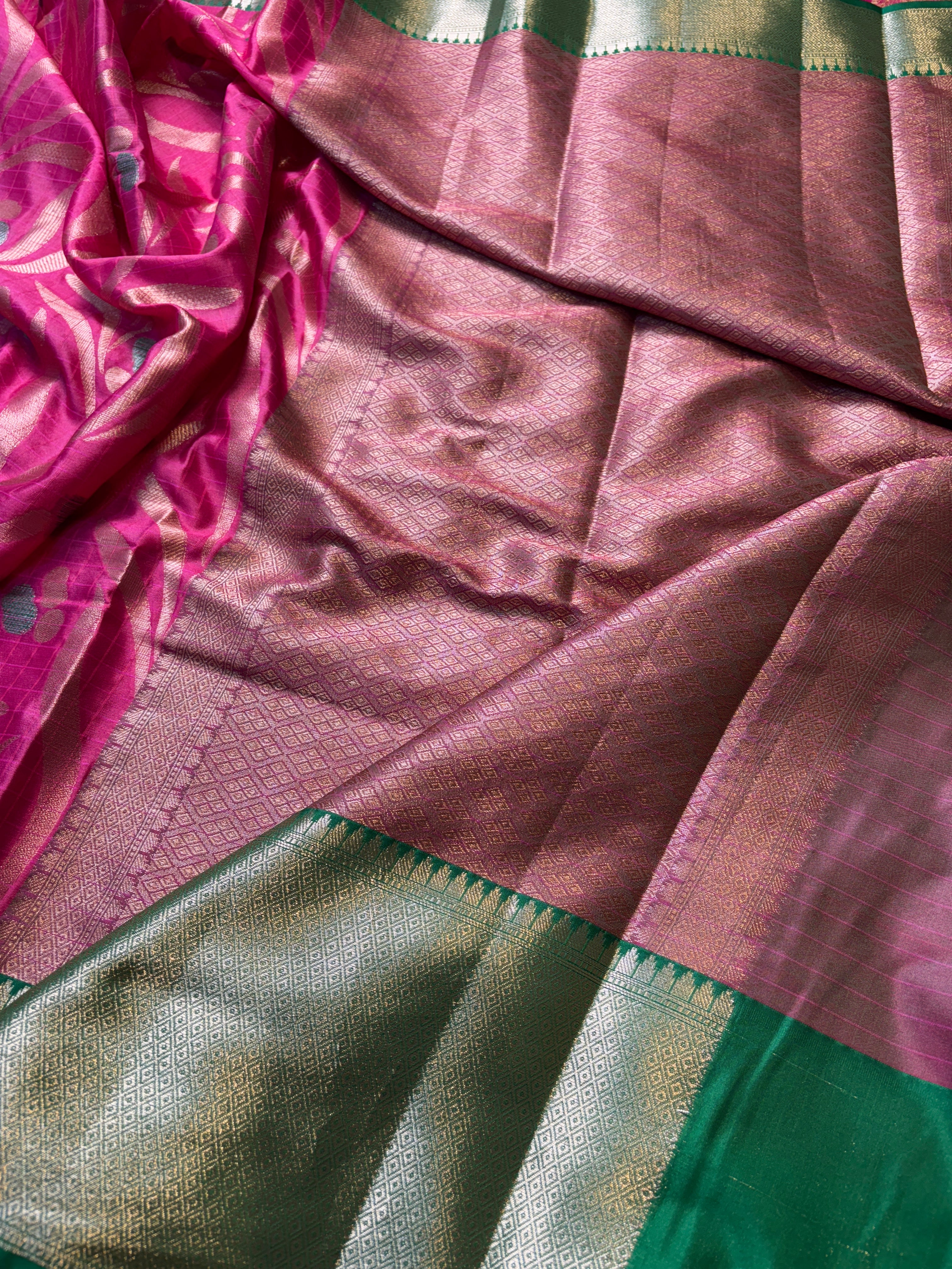 Contrast Banarasi Fancy Katan Meena Saree