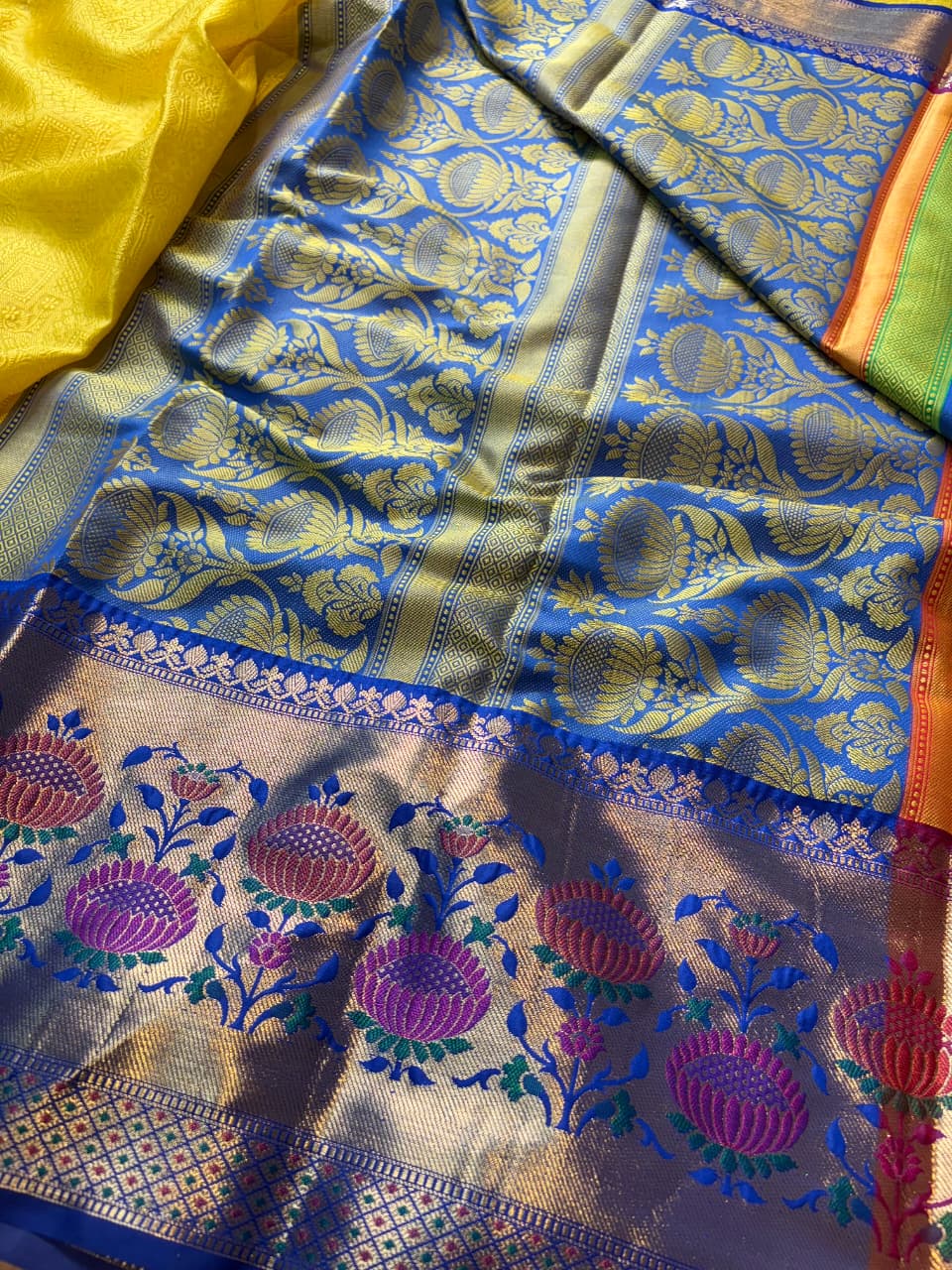 Contrast Banarasi Fancy Katan Tanchui Meena Saree