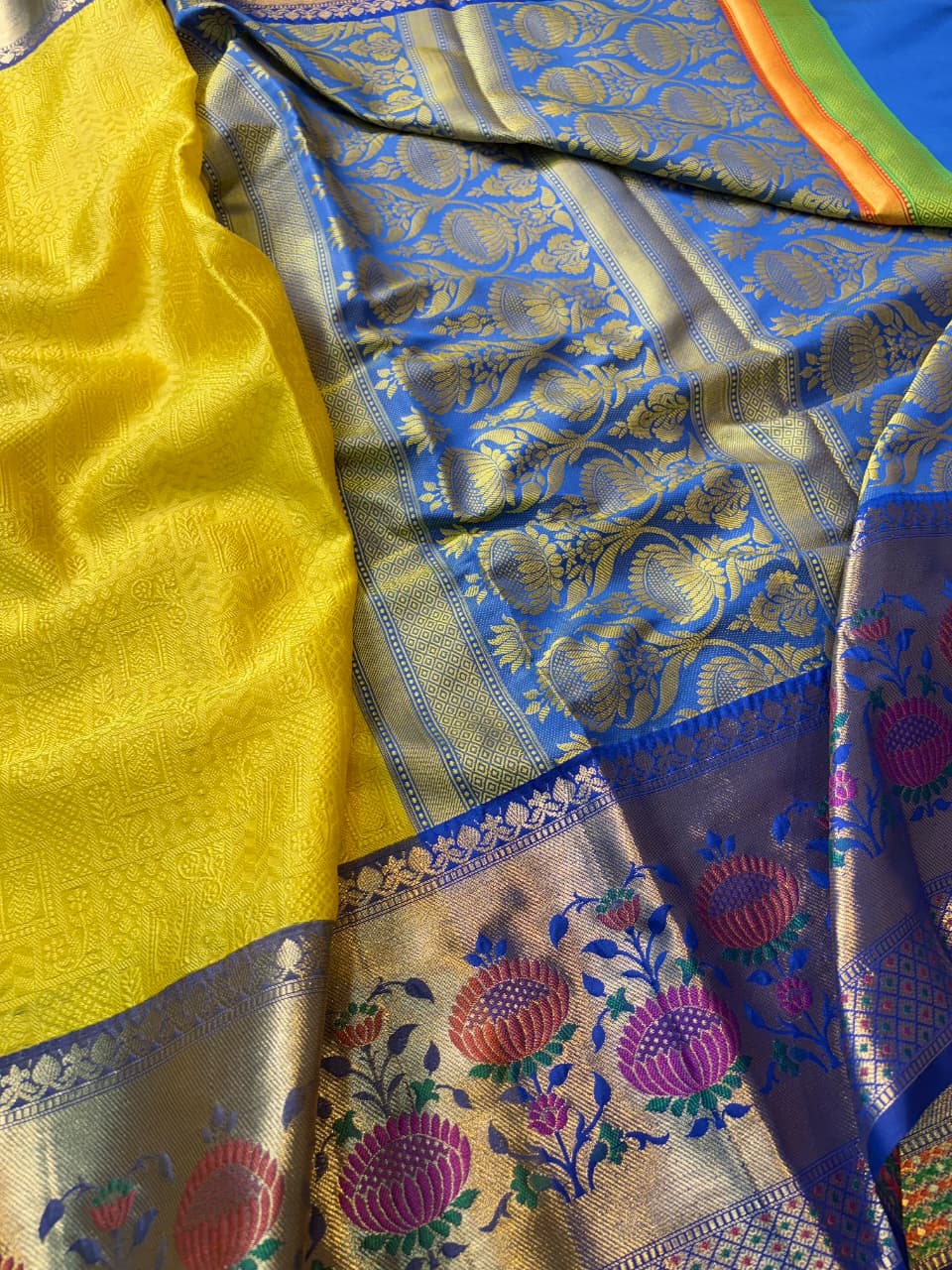 Contrast Banarasi Fancy Katan Tanchui Meena Saree