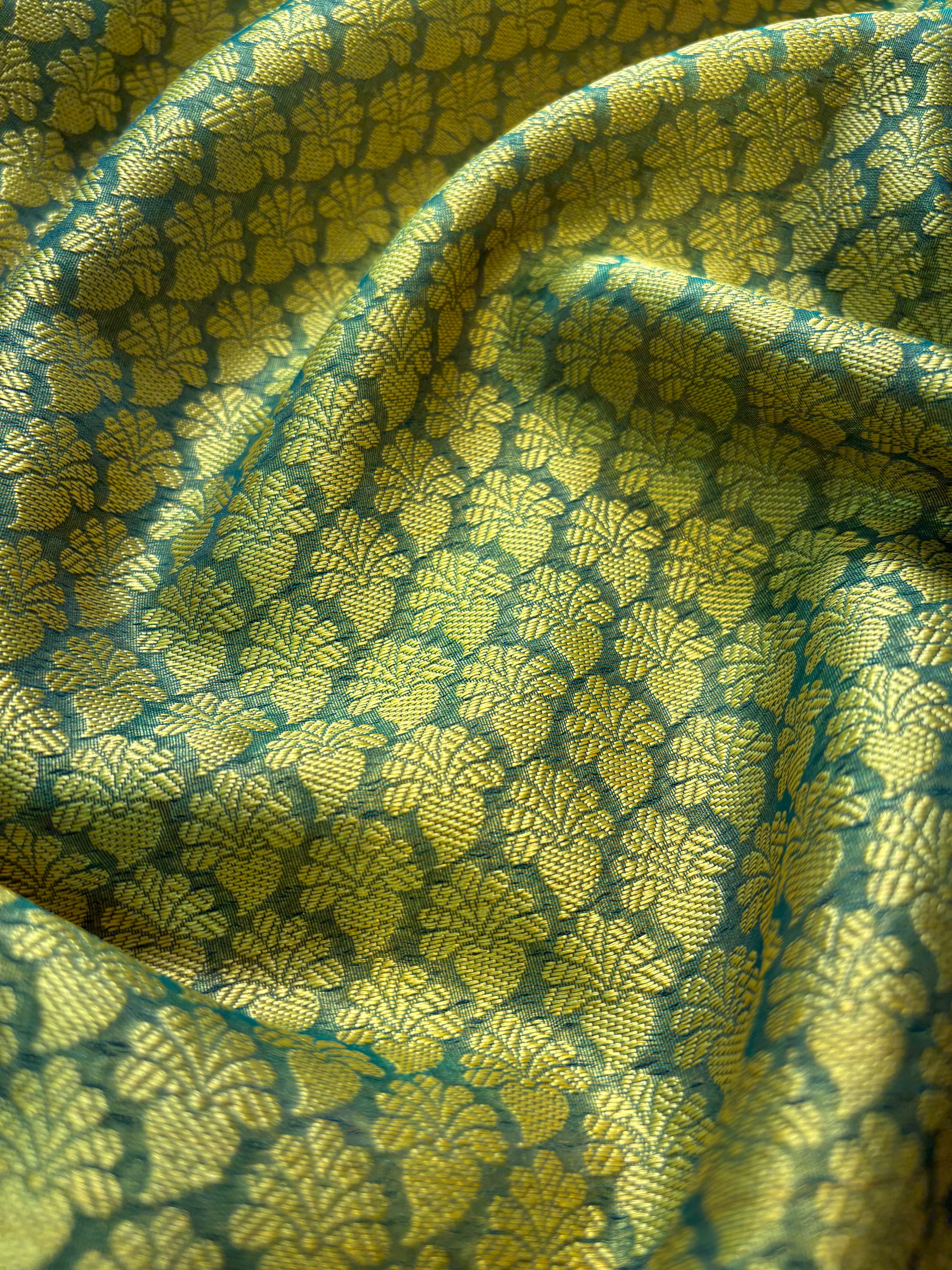 Contrast Banarasi Fancy Katan Tanchui Silk Saree