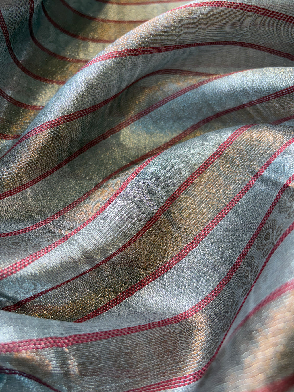 Contrast Banarasi Fancy Tissue Saree