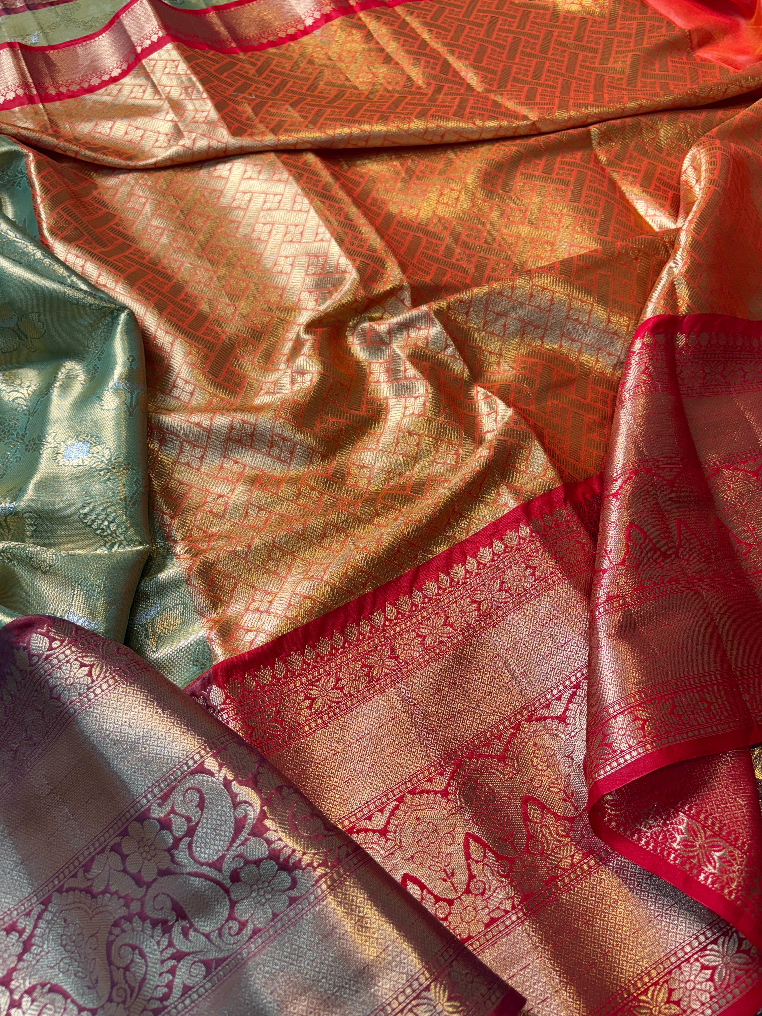 Contrast Banarasi Fancy Katan Tissue Alfi Saree